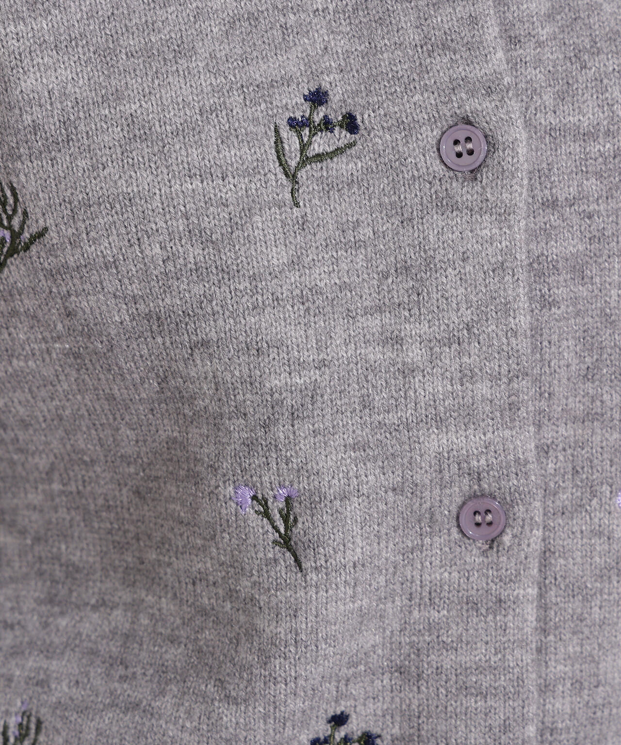 【岸本セシルさん着用】フラワー刺繍カーディガン