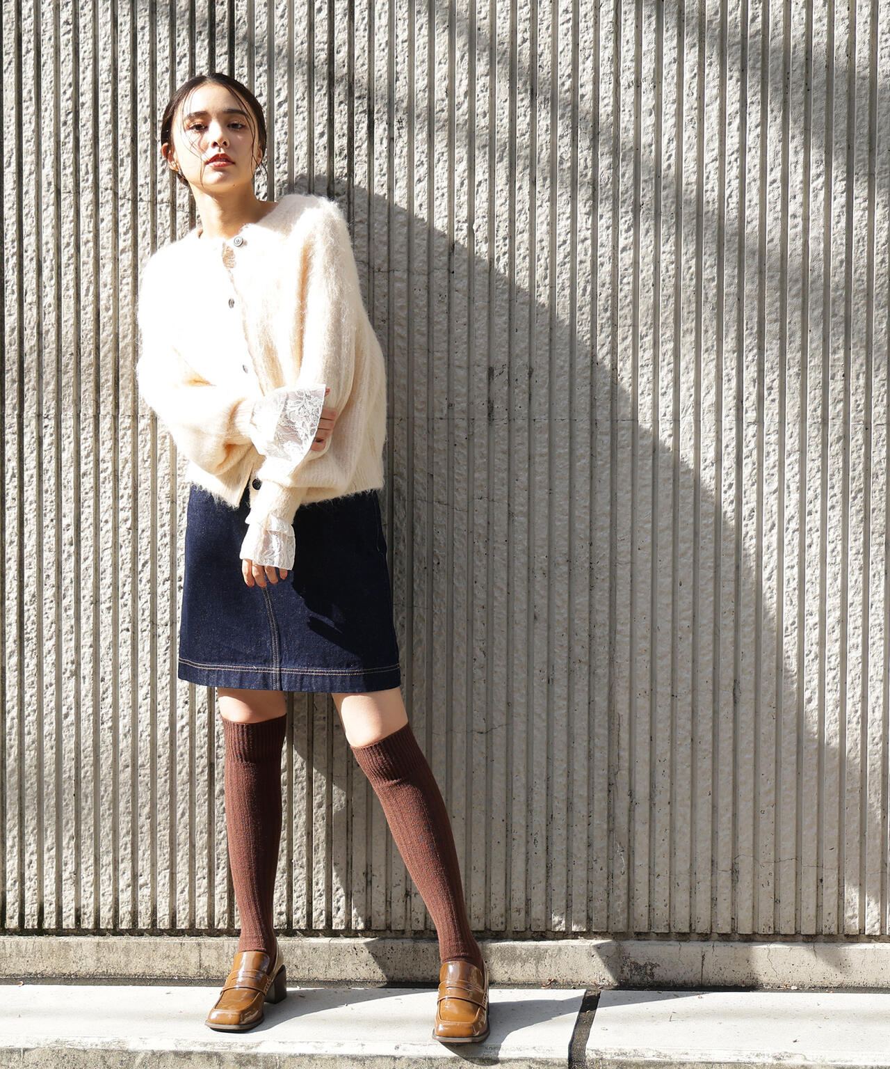 【岸本セシルさん着用】クルーネックフェザーカーディガン