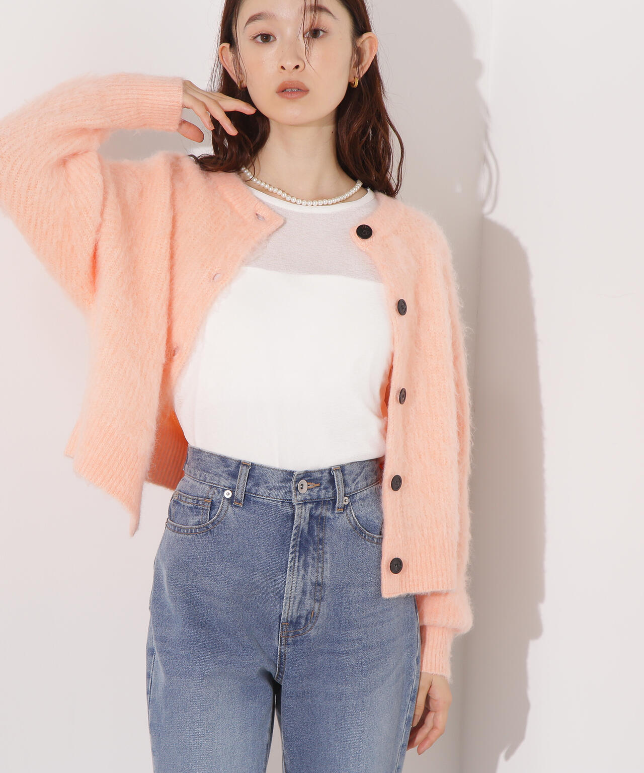 【岸本セシルさん着用】クルーネックフェザーカーディガン《ピンク：LUMINE・LUCUA・official site限定》