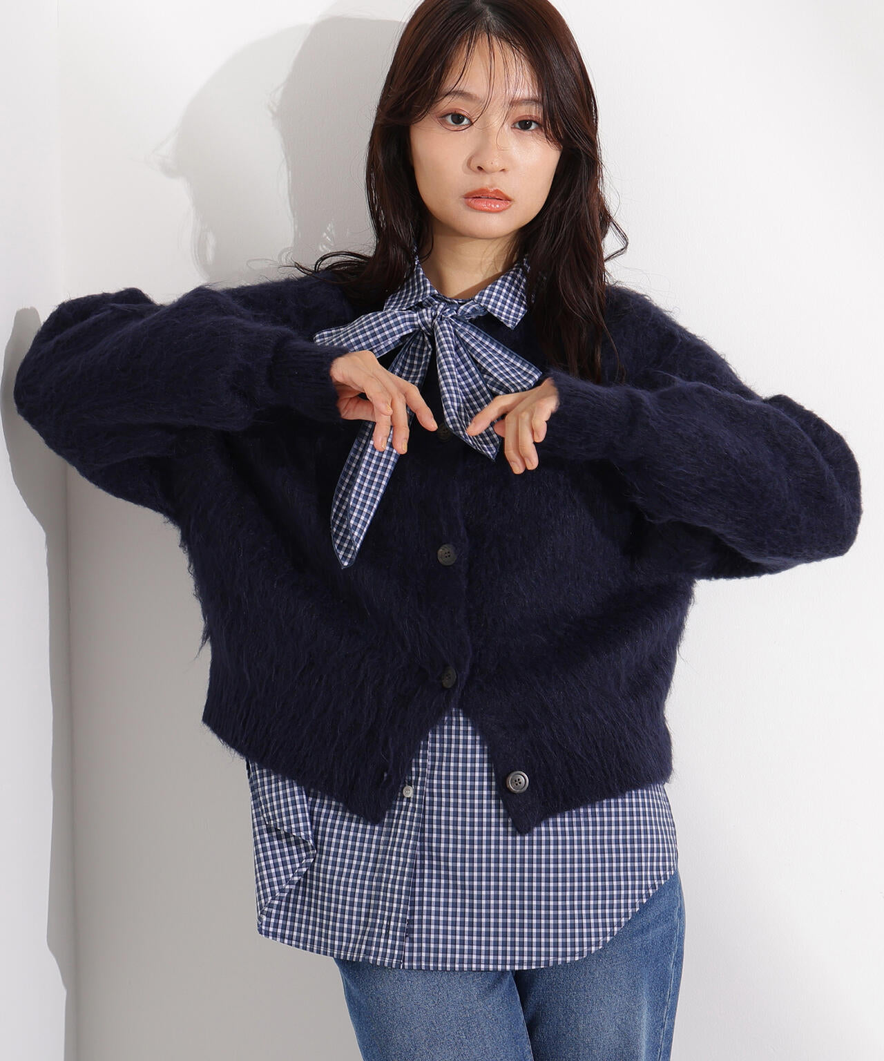 【岸本セシルさん着用】クルーネックフェザーカーディガン