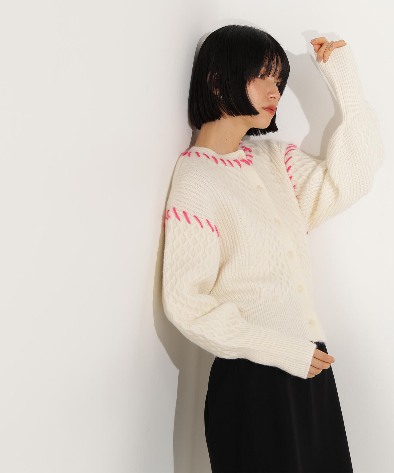 【岸本セシルさん着用】ケーブルステッチカーディガン