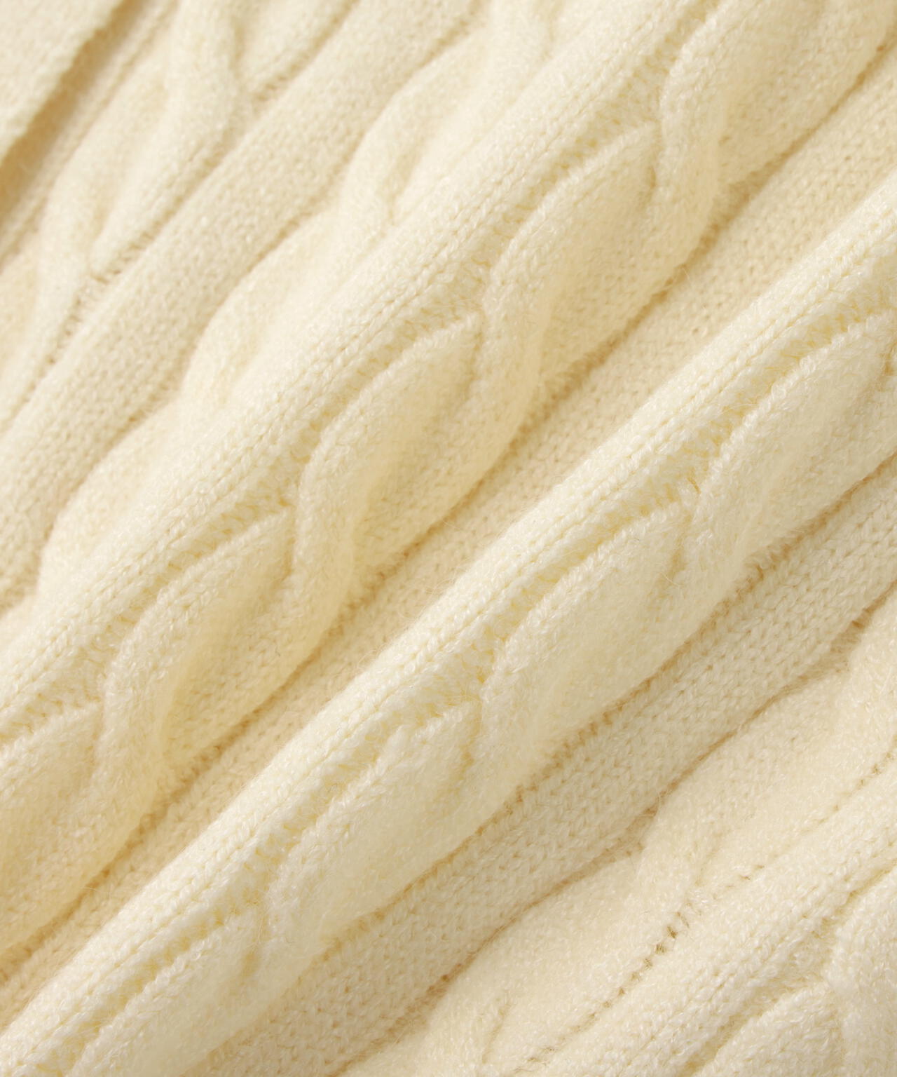 【小室安未さん着用】メタルボタンケーブルアンサンブル