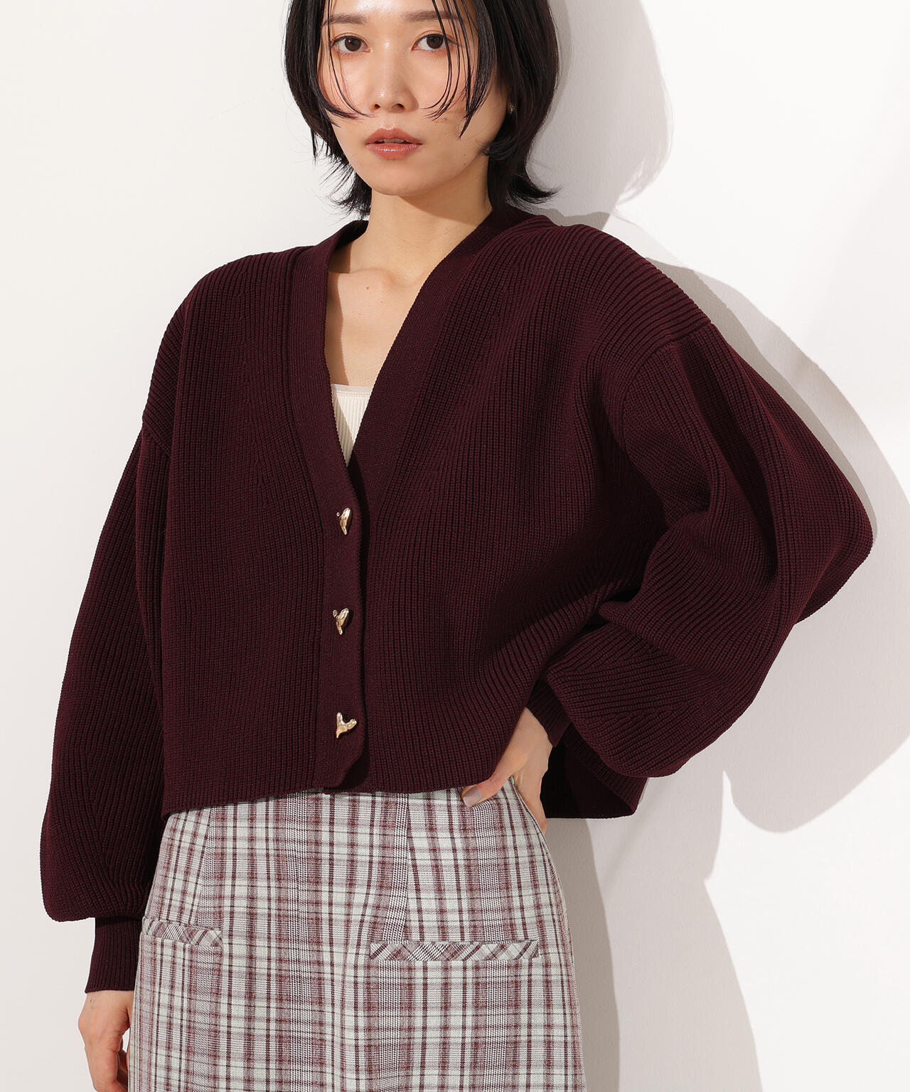 ニュアンスハートボタンカーディガン《ベリーブラウン：LUMINE・LUCUA・official site限定》