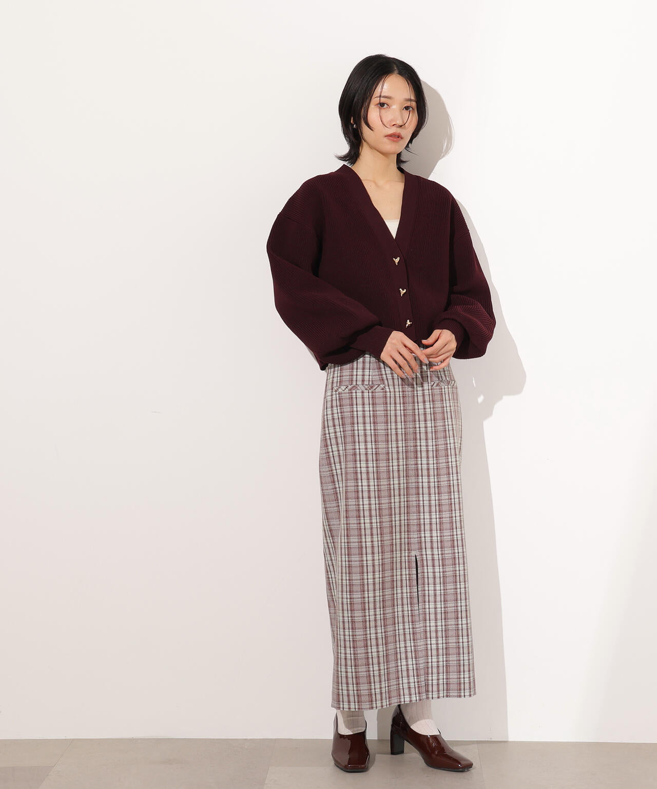 ニュアンスハートボタンカーディガン《ベリーブラウン：LUMINE・LUCUA・official site限定》