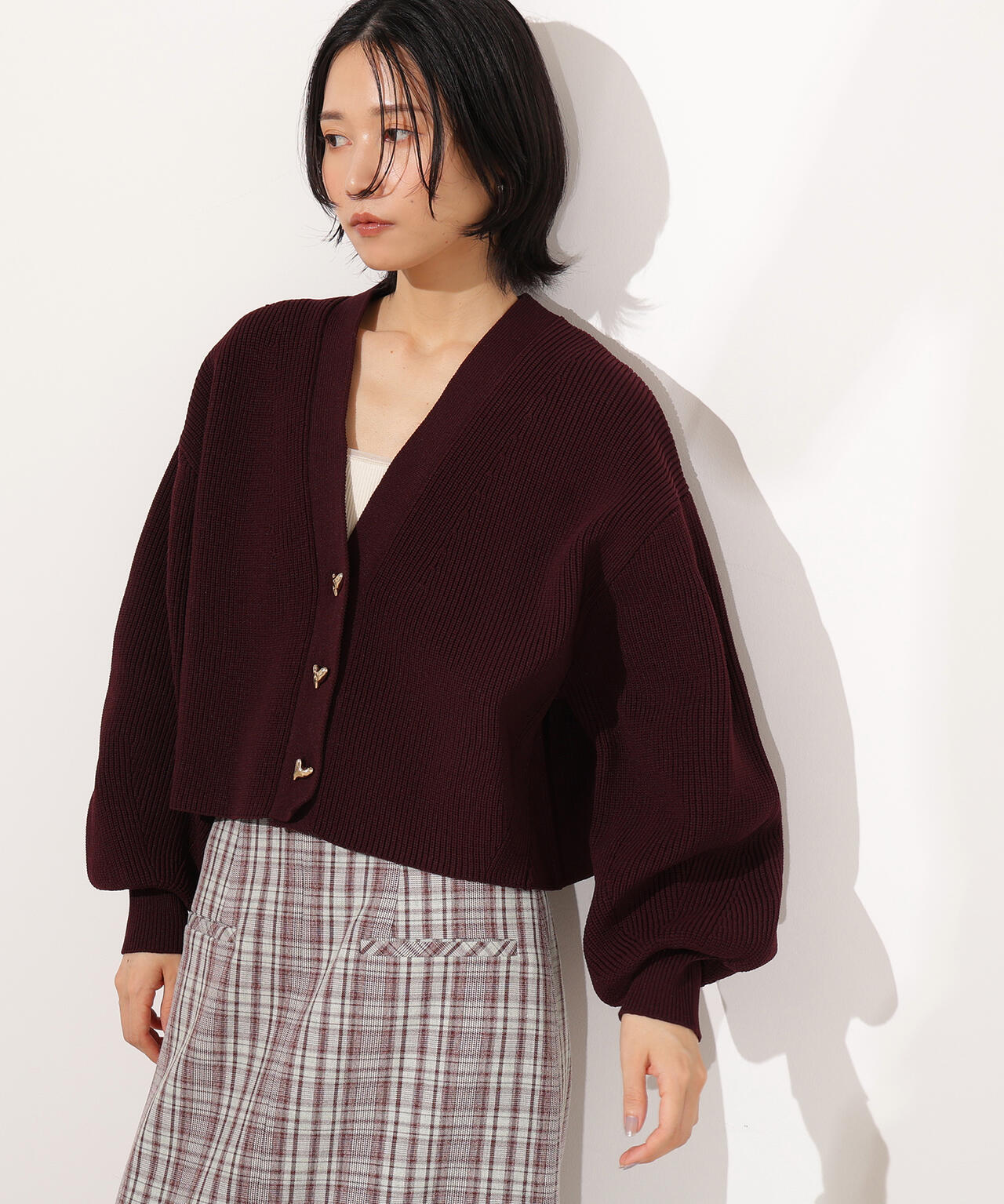 ニュアンスハートボタンカーディガン《ベリーブラウン：LUMINE・LUCUA・official site限定》