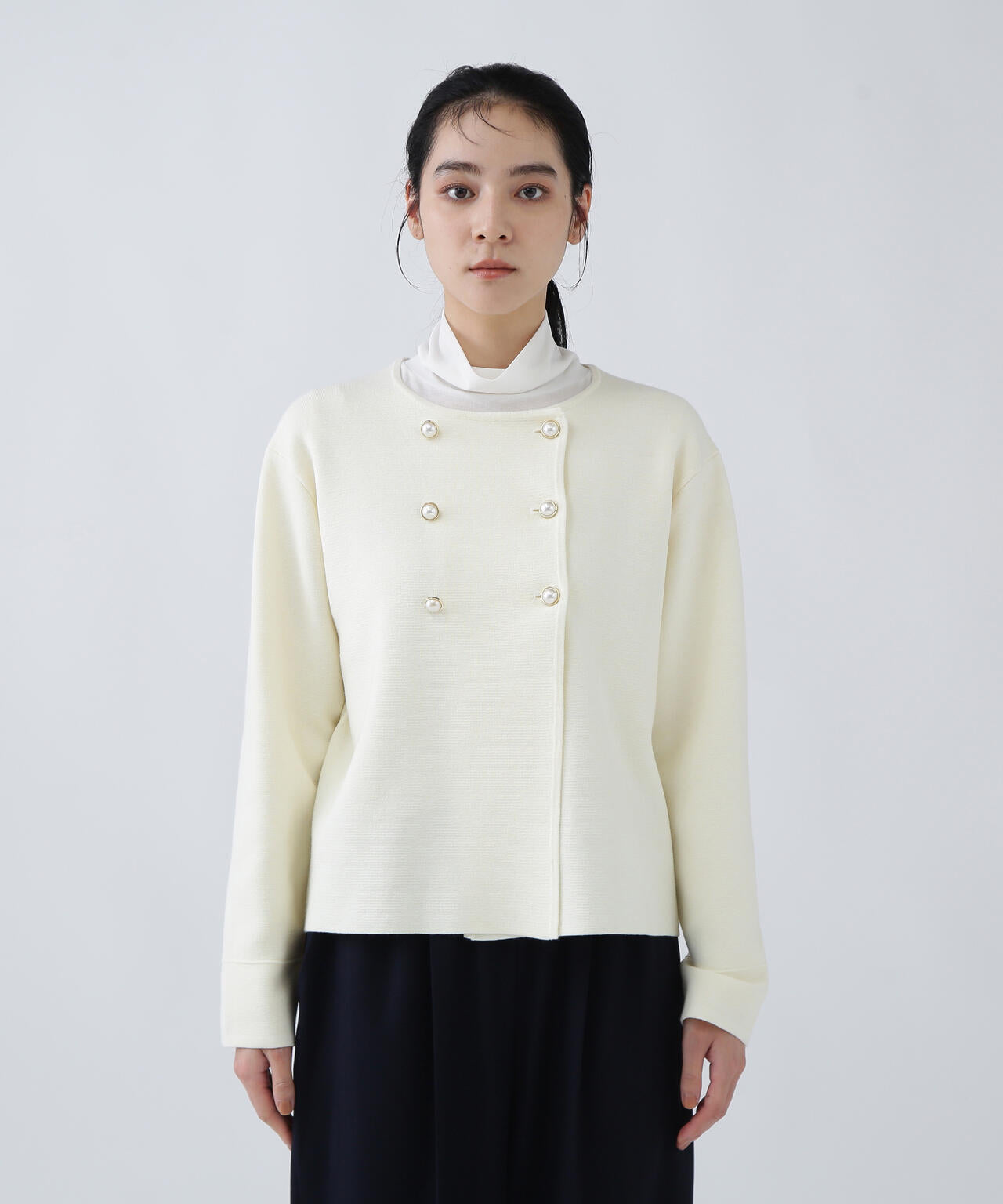 【ユーティリティー】静電気軽減テープ使用Wボタンニットカーディガン