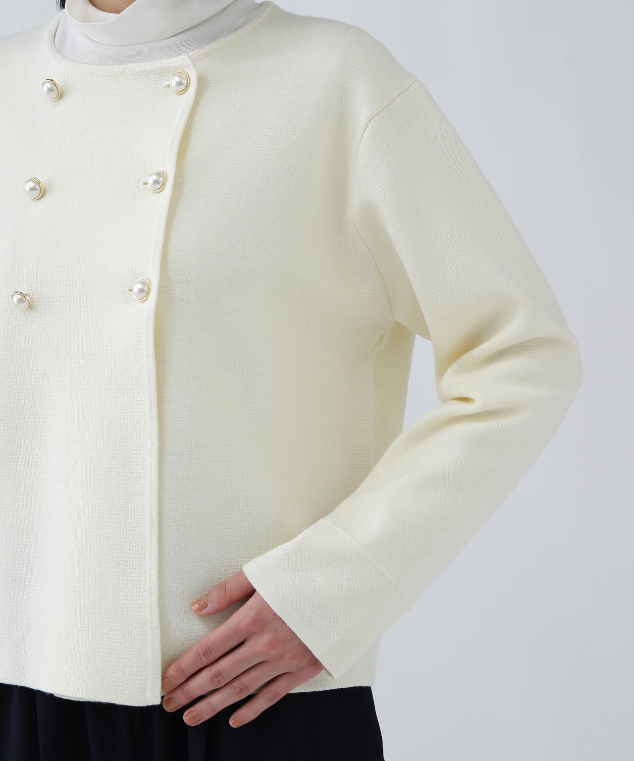 【ユーティリティー】静電気軽減テープ使用Wボタンニットカーディガン