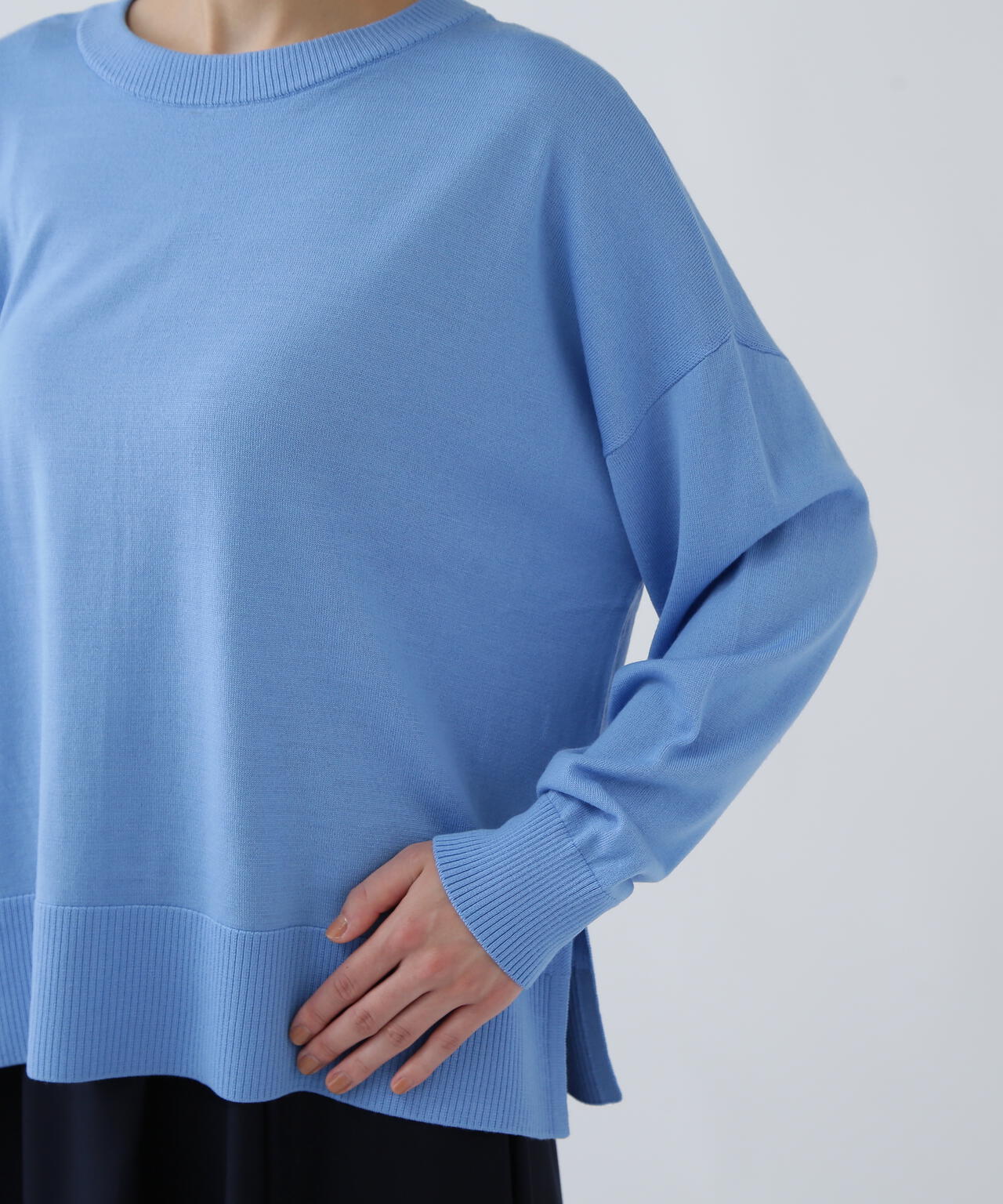 【ユーティリティー】毛玉になりにくい前後2WAY華奢みえニット