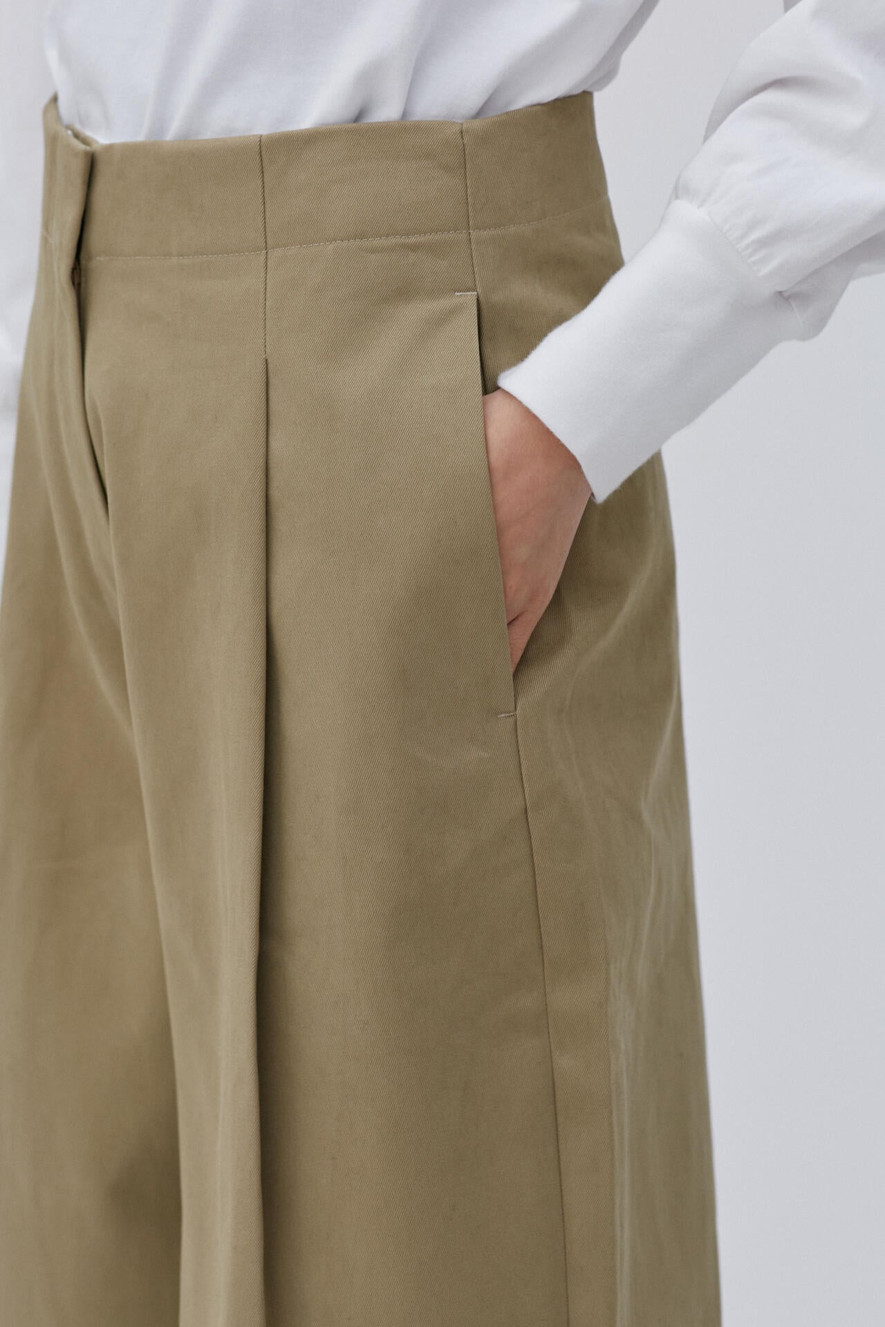 6e21ab3c-ef8f-5d0f-9501-c046ee36c8f3_Image