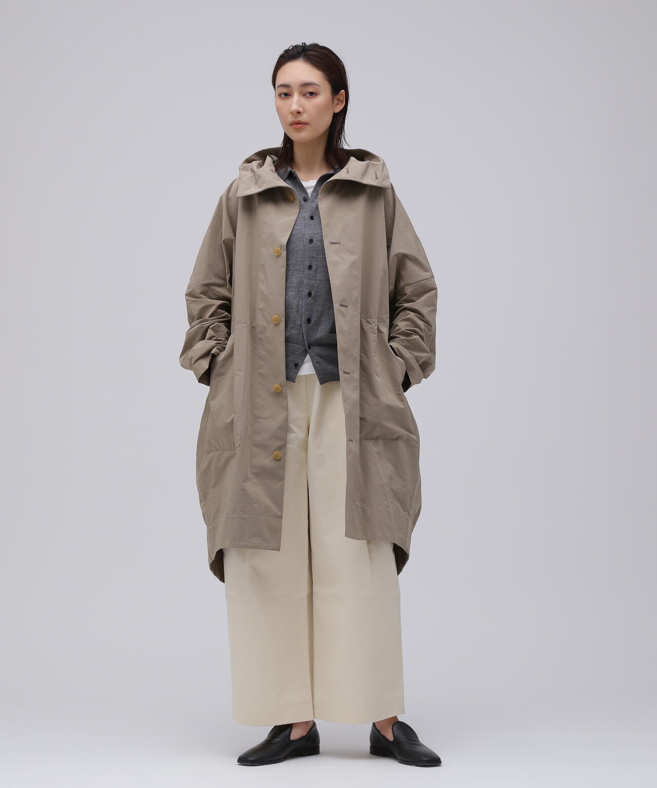 STUDIO NICHOLSON / PEACHED COTTON TWILL DEEP PLEAT VOLUME | THE