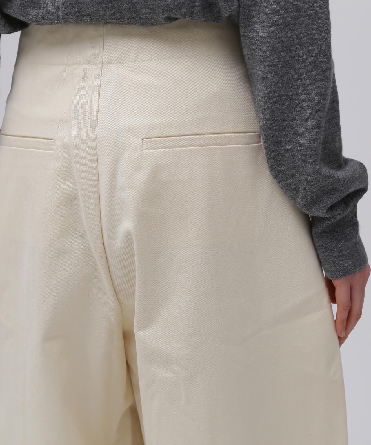 STUDIO NICHOLSON / PEACHED COTTON TWILL DEEP PLEAT VOLUME | THE
