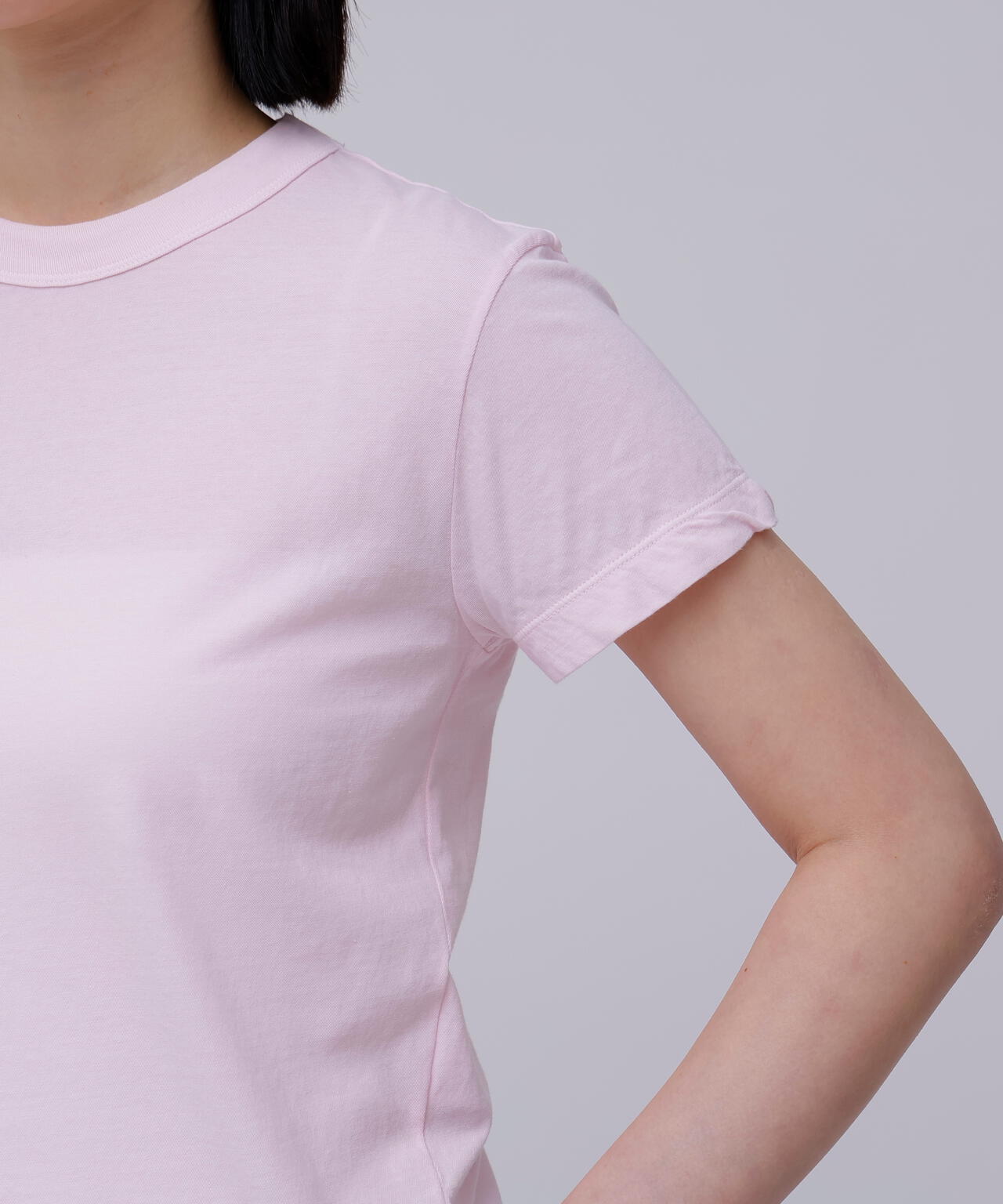 ATON / FRESCA SINGLE JERSEY TIGHT FIT T-SHIRT