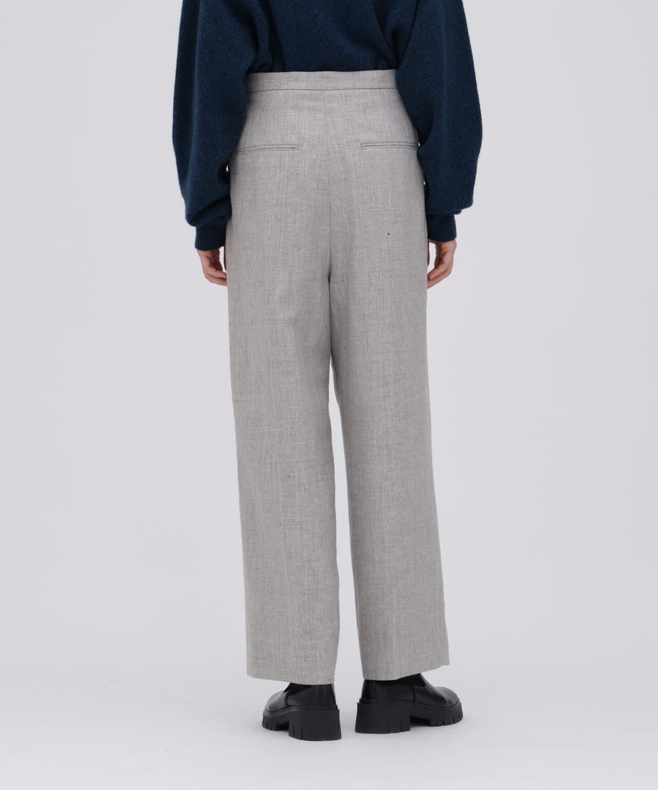 ATON / LINEN WOOL TWILL TUCKED EASY PANTS | THE LIBRARY（ザ ライブ