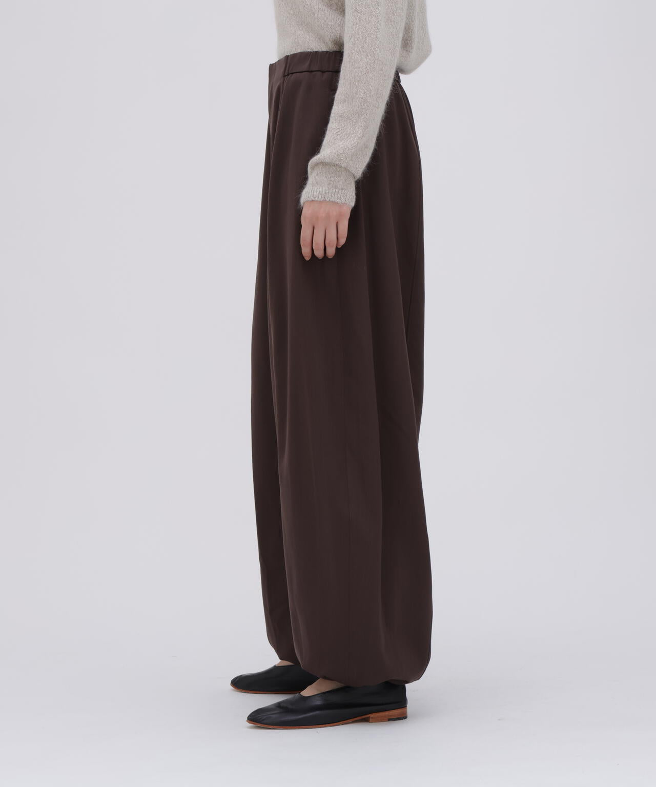 ATON / WOOL SATIN STRETCH EASY PANTS | THE LIBRARY（ザ ライブ