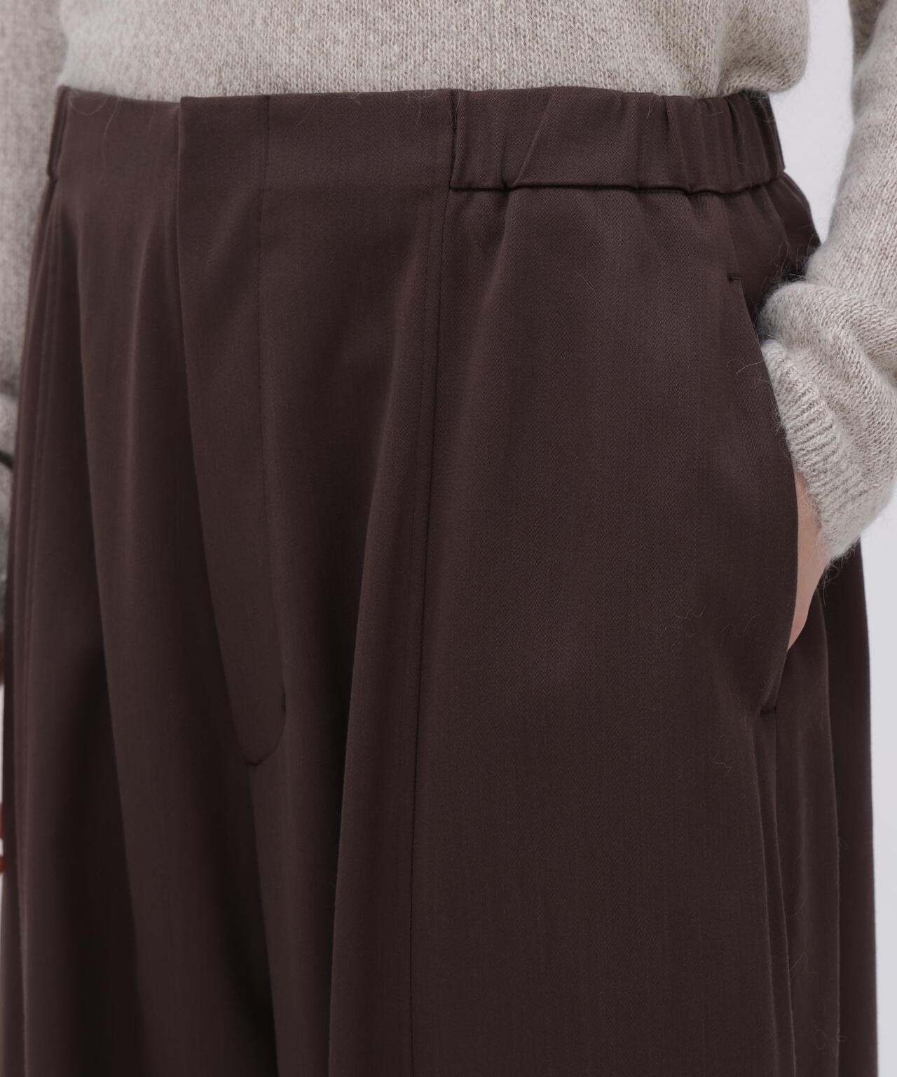 ATON エイトン　ウール　スラックス　黒 AURALEE YLEVE ATON エイトン メリノウール フランネル ワイド テーパード