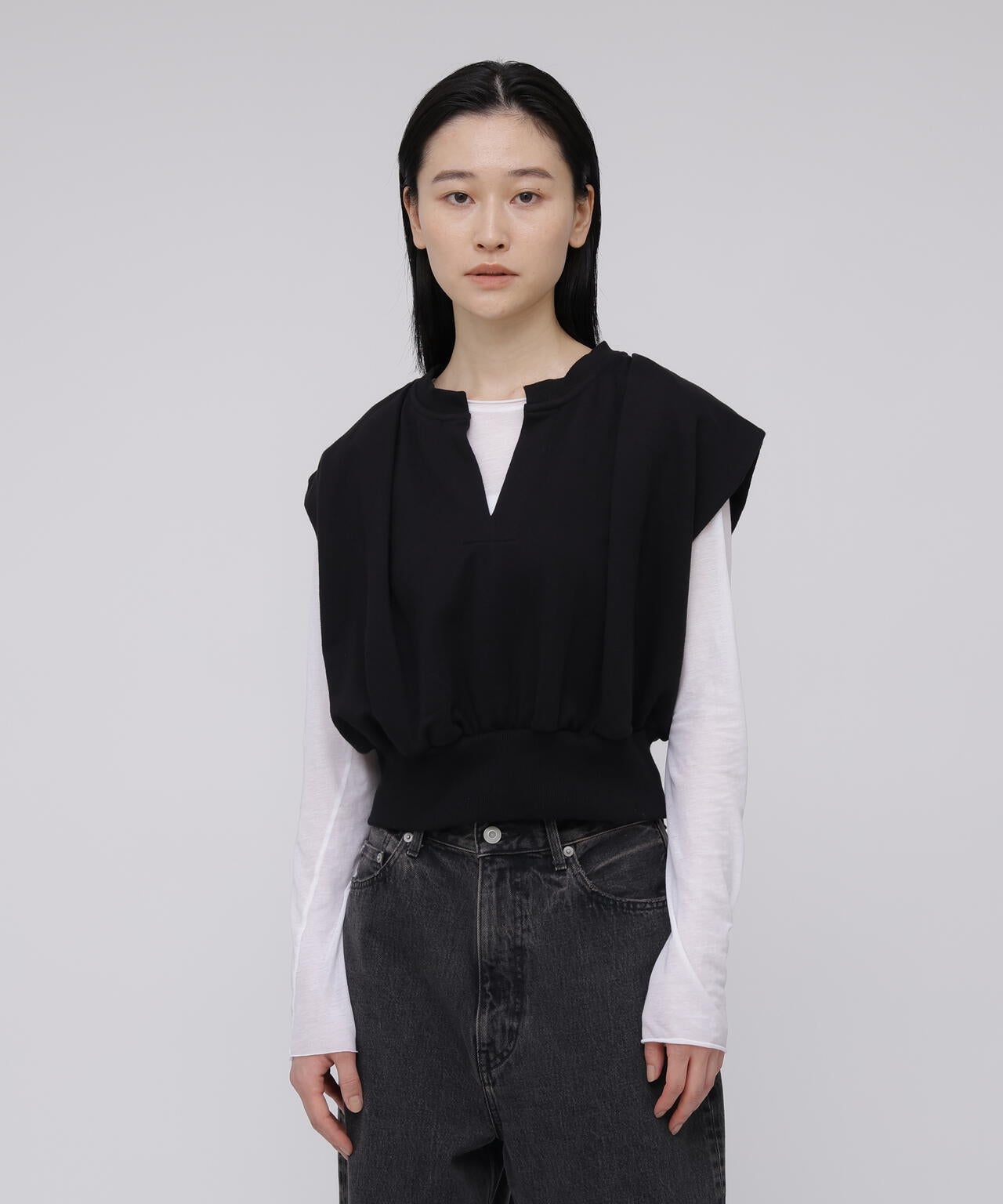 etre tokyo りこぴん♪ IKORRE / CARLA | THE LIBRARY（ザ ライブラリー） ｜【公式