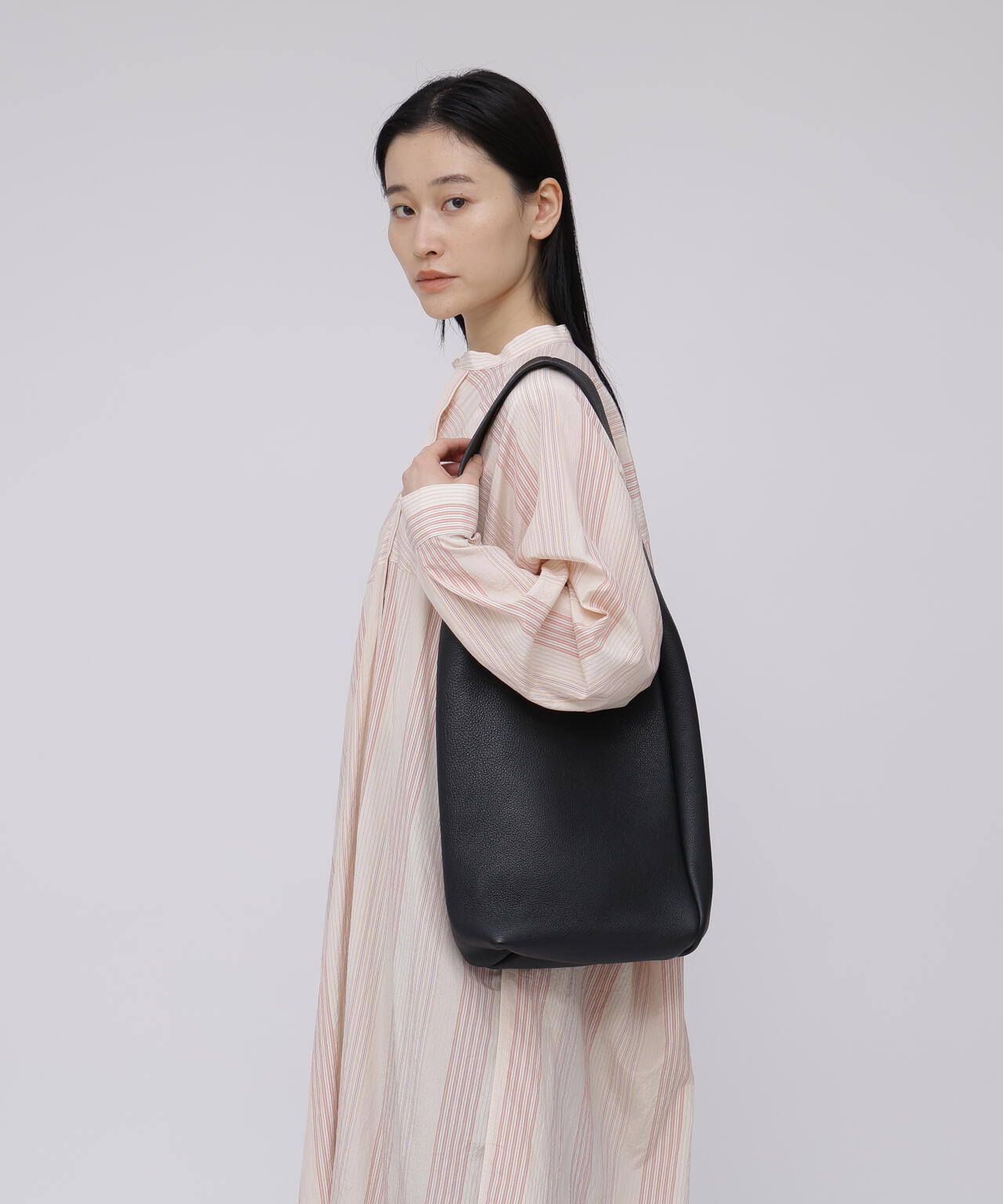 Aeta / SHOULDER：S | THE LIBRARY（ザ ライブラリー） ｜【公式】通販