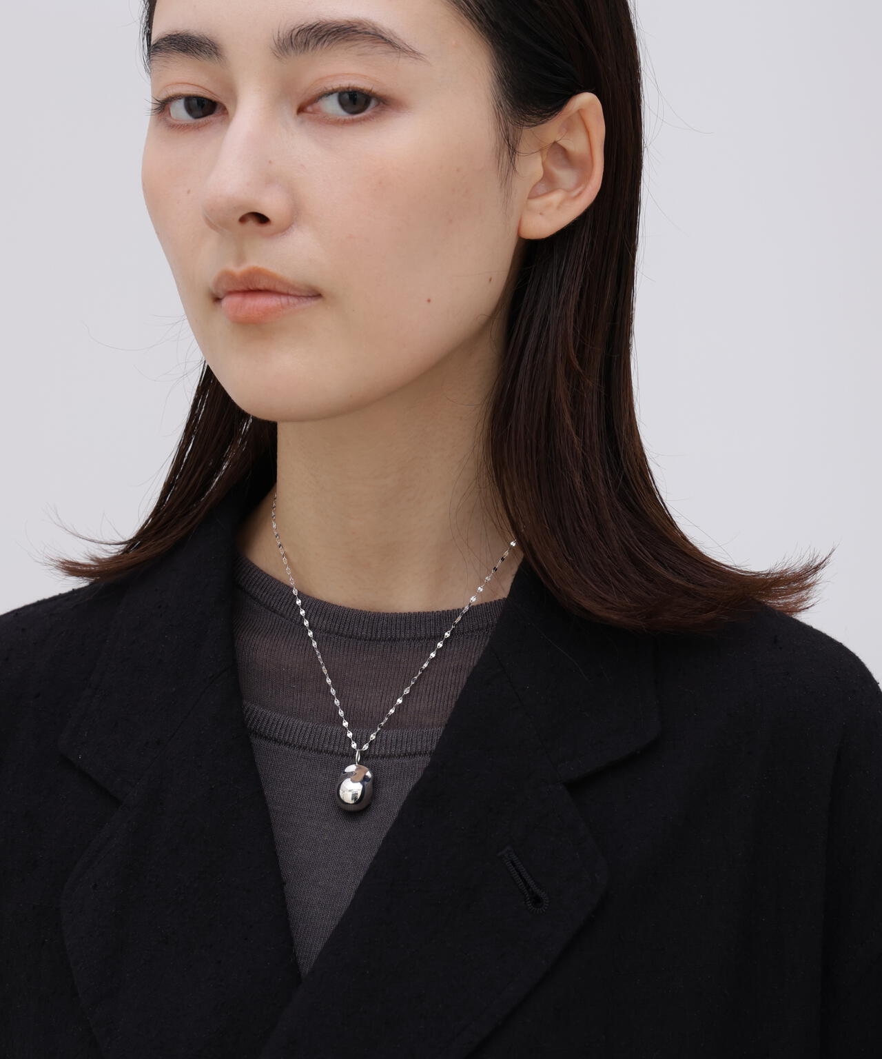 R.ALAGAN / SILVER PEARL NECKLACE