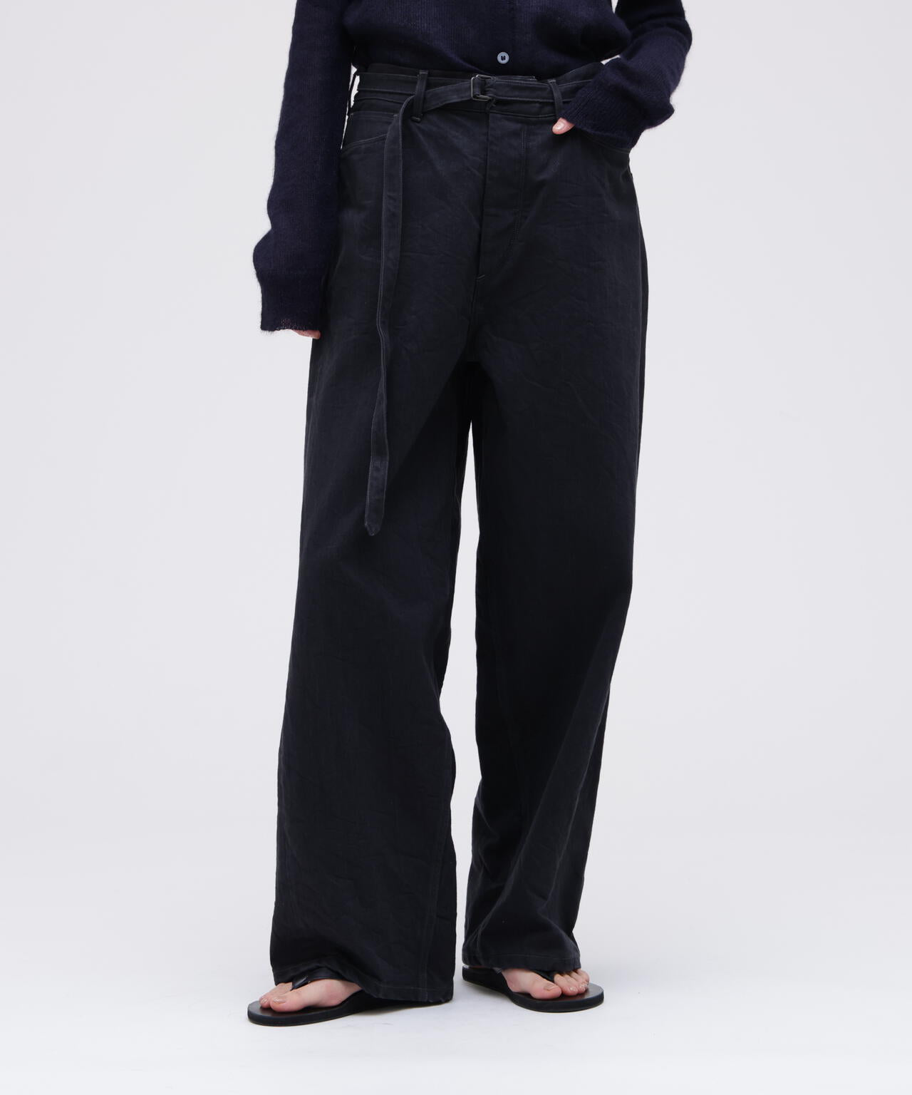 blurhms / 12.9OZ DENIM BIAS BELTED PANTS