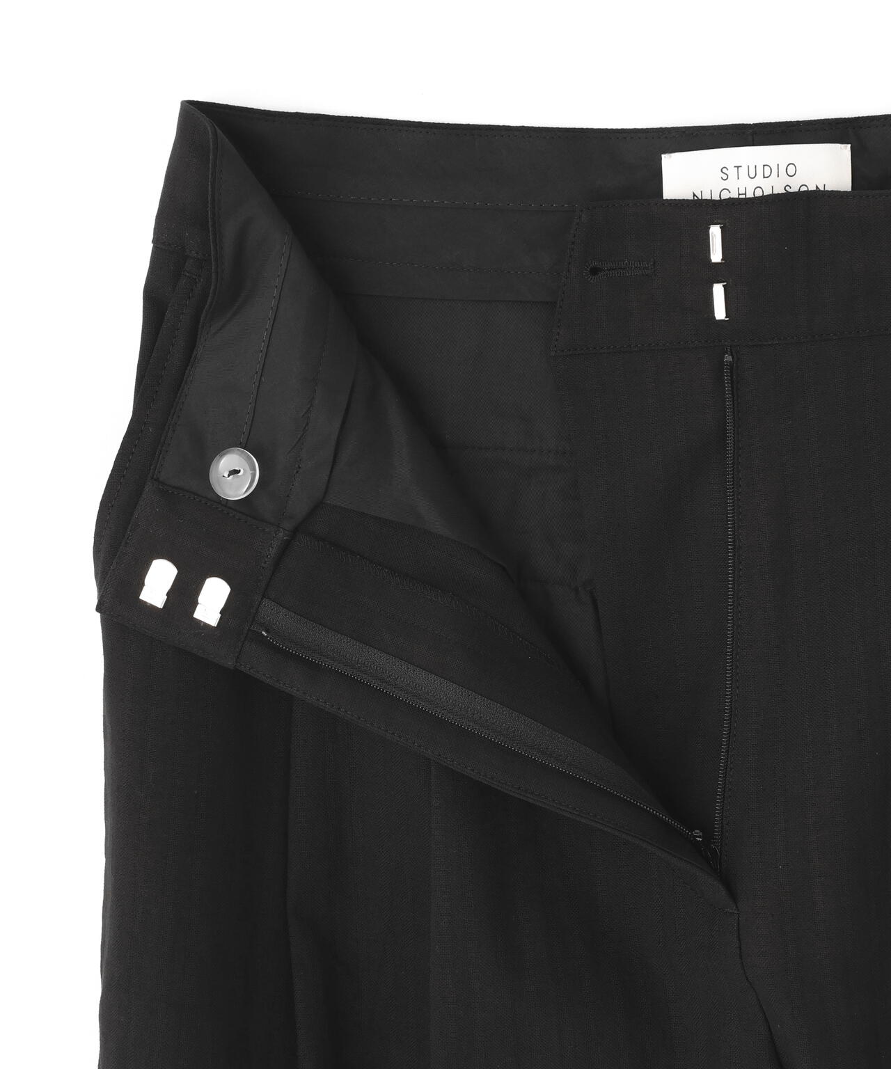STUDIO NICHOLSON / TONAL BROKEN TWILL DOUBLE PLEAT PANT | THE
