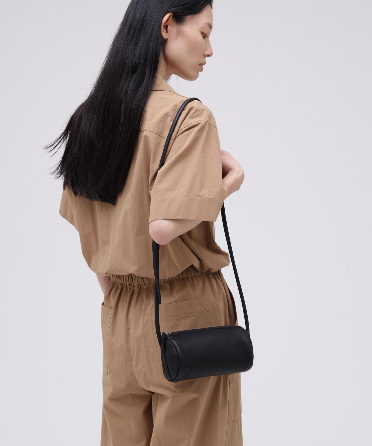 Aeta / CYLINDER SHOULDER | THE LIBRARY（ザ ライブラリー） ｜【公式