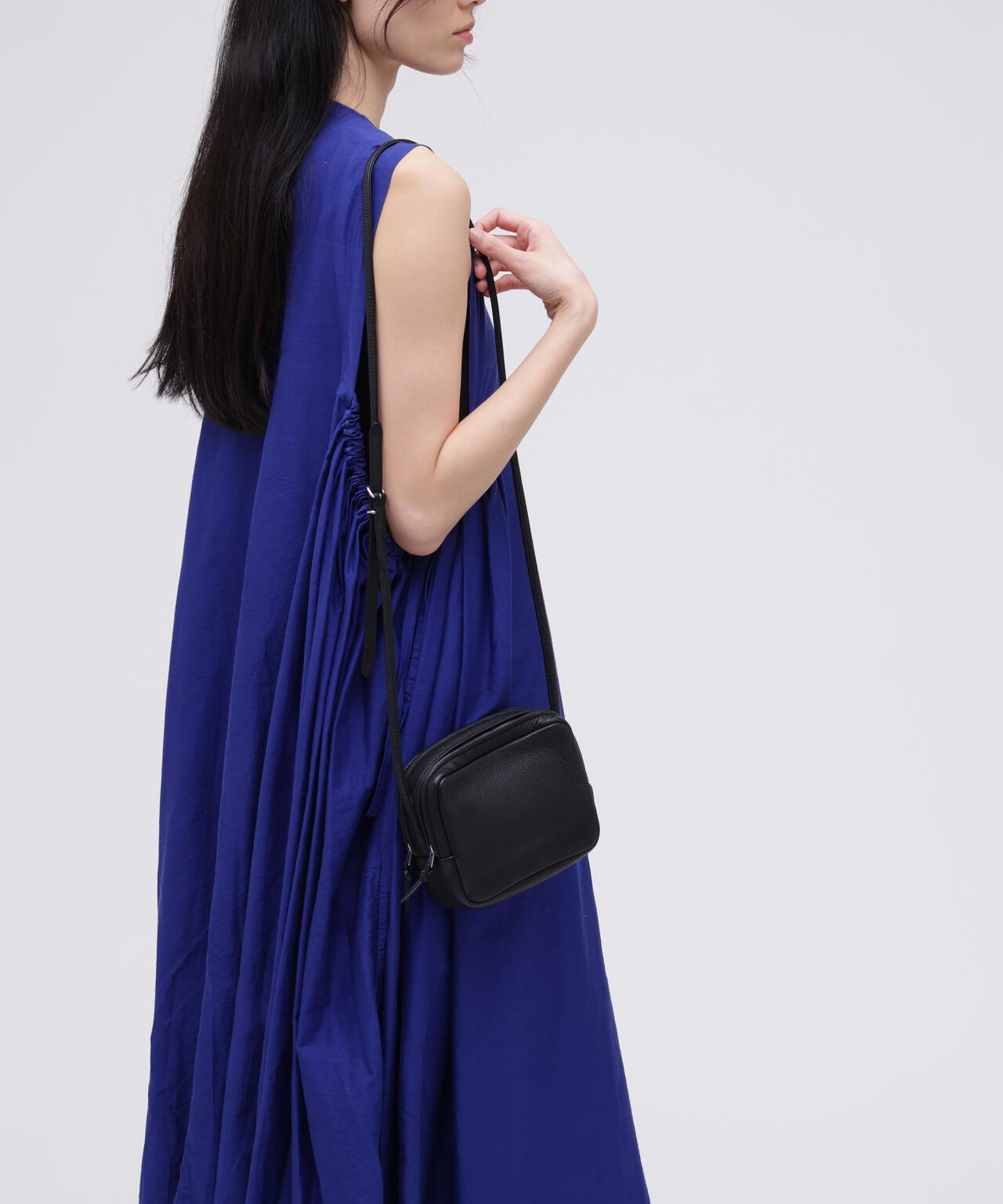 Aeta / SQUARE SHOULDER | THE LIBRARY（ザ ライブラリー） ｜【公式