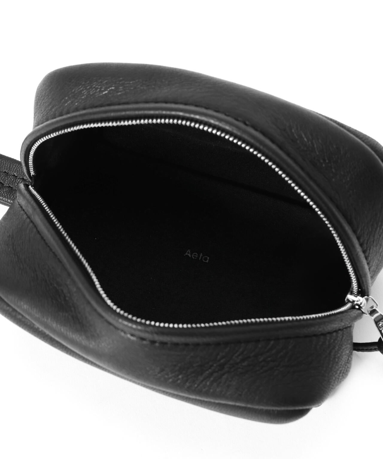 Aeta / SQUARE POUCH | THE LIBRARY（ザ ライブラリー） ｜【公式