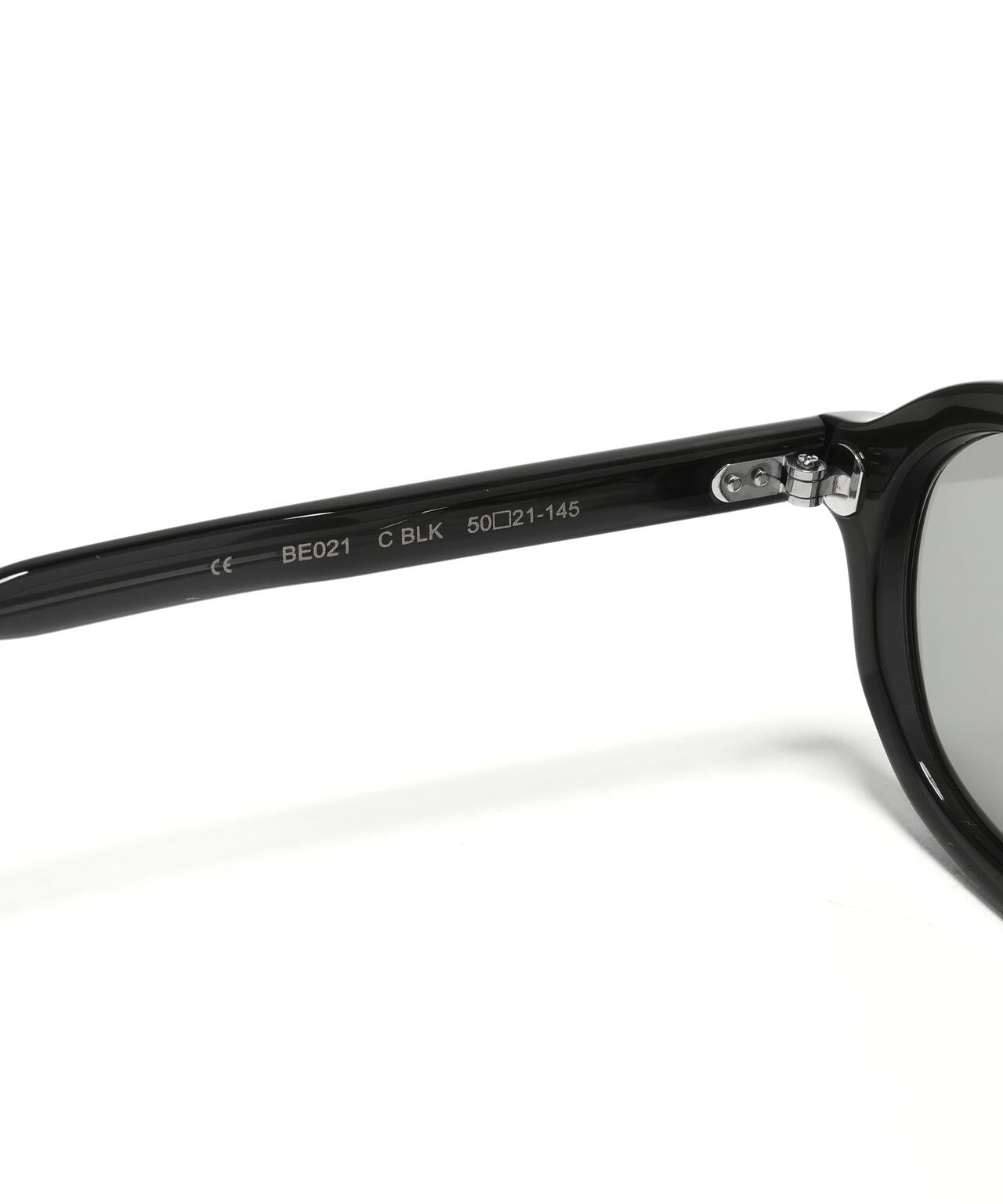 BLANC / BE021