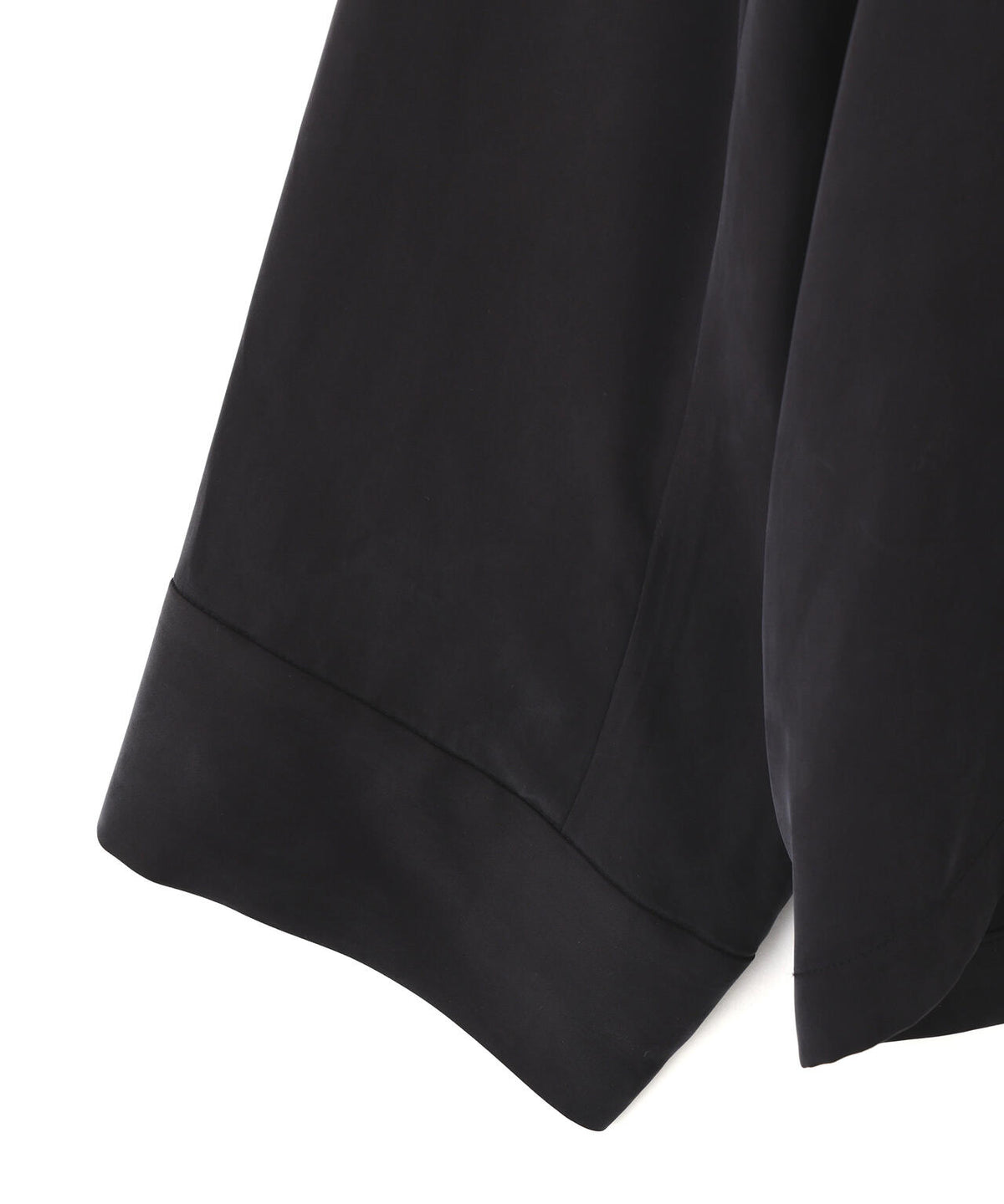 IHNN / PULLOVER TOP