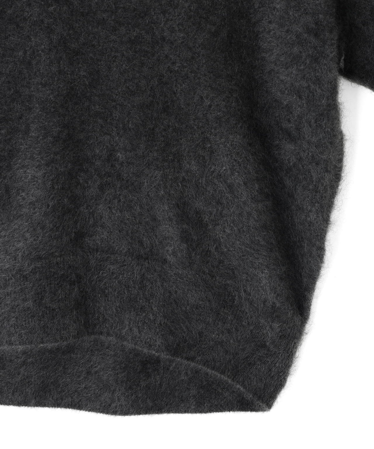 ATON / ROYAL CASHMERE FUR V NECK SWEATER