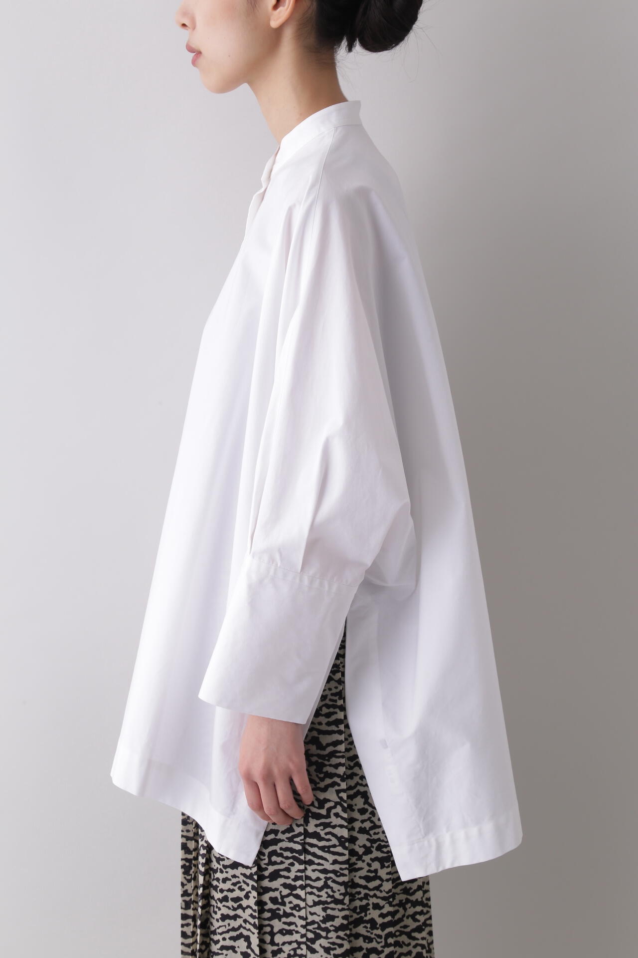 YLEVE / COTTON TYPEWRITER BIG SH
