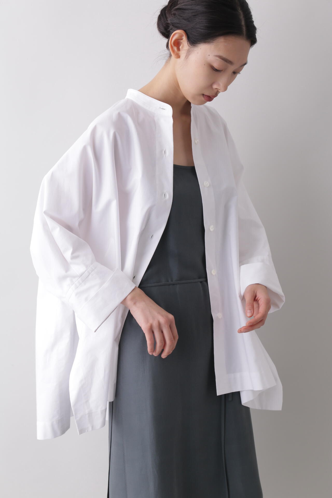 YLEVE / COTTON TYPEWRITER BIG SH | YLÈVE（イレーヴ） ｜【公式