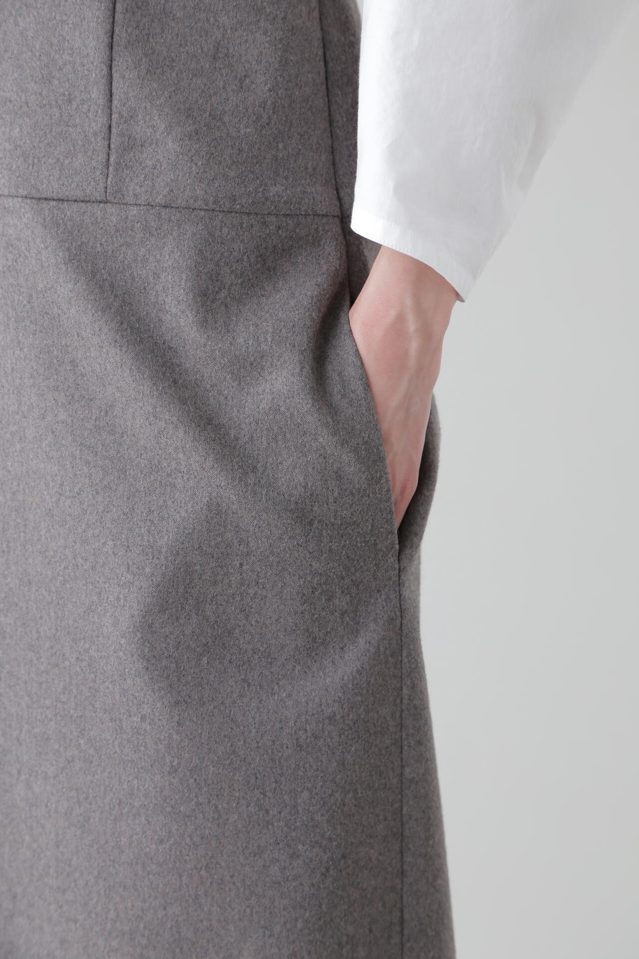 YLEVE / WOOL CHAMBRAY FLANNEL OP | YLÈVE（イレーヴ） ｜【公式