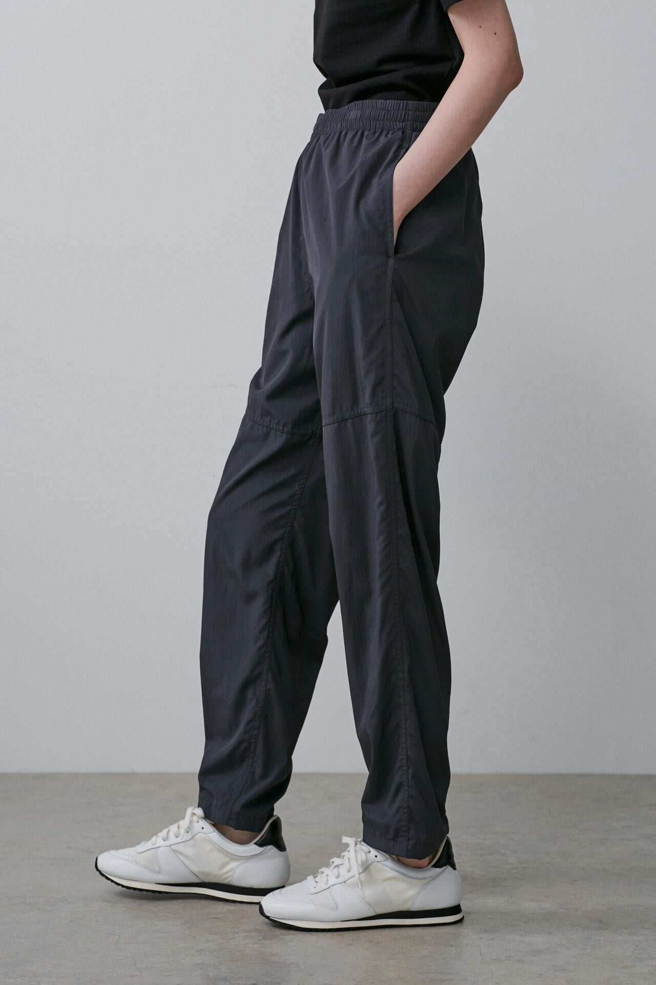 AURALEE パンツ COMOLI YOKE HEUGN YLEVE YLEVE / NYLON SILK JOGGER PT | YLÈVE（イレーヴ） ｜【公式】通販mix