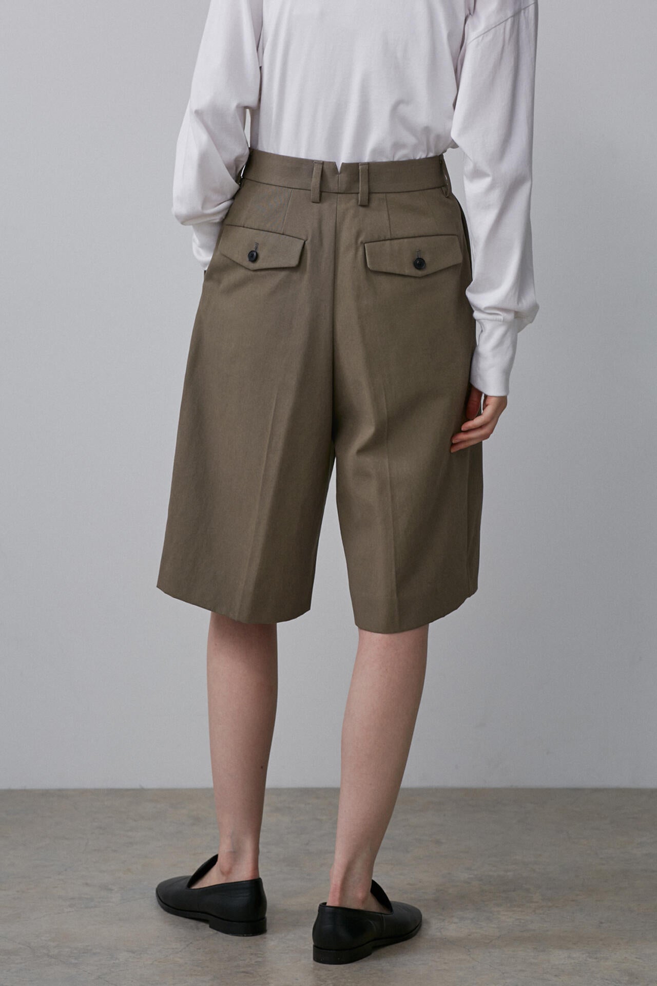 YLEVE / COTTON VOILE GABARDINE NIDOM SHORTS | YLÈVE（イレーヴ