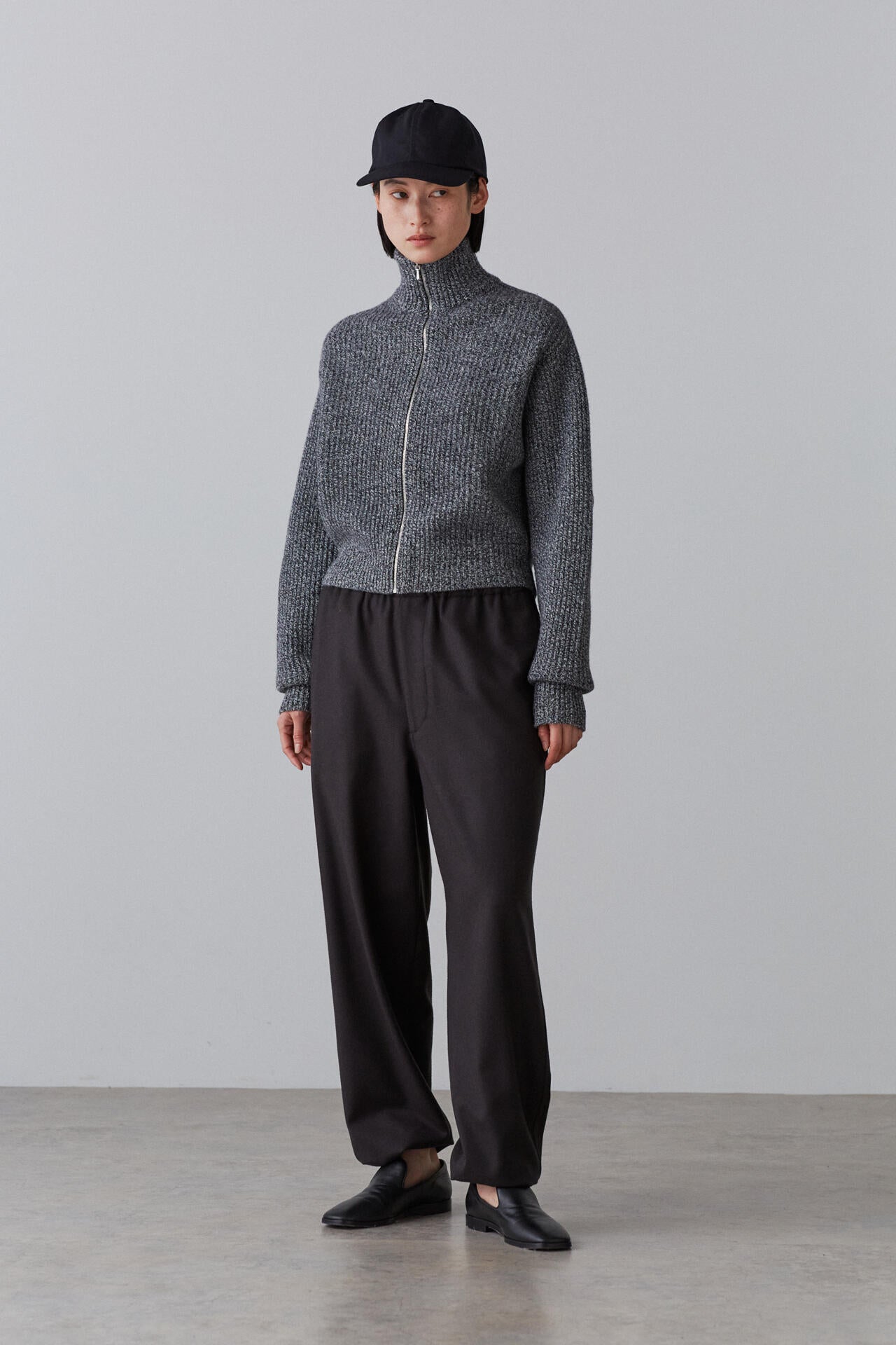 YLEVE / WOOL CASHMERE DRIVERS KN | YLÈVE（イレーヴ） ｜【公式