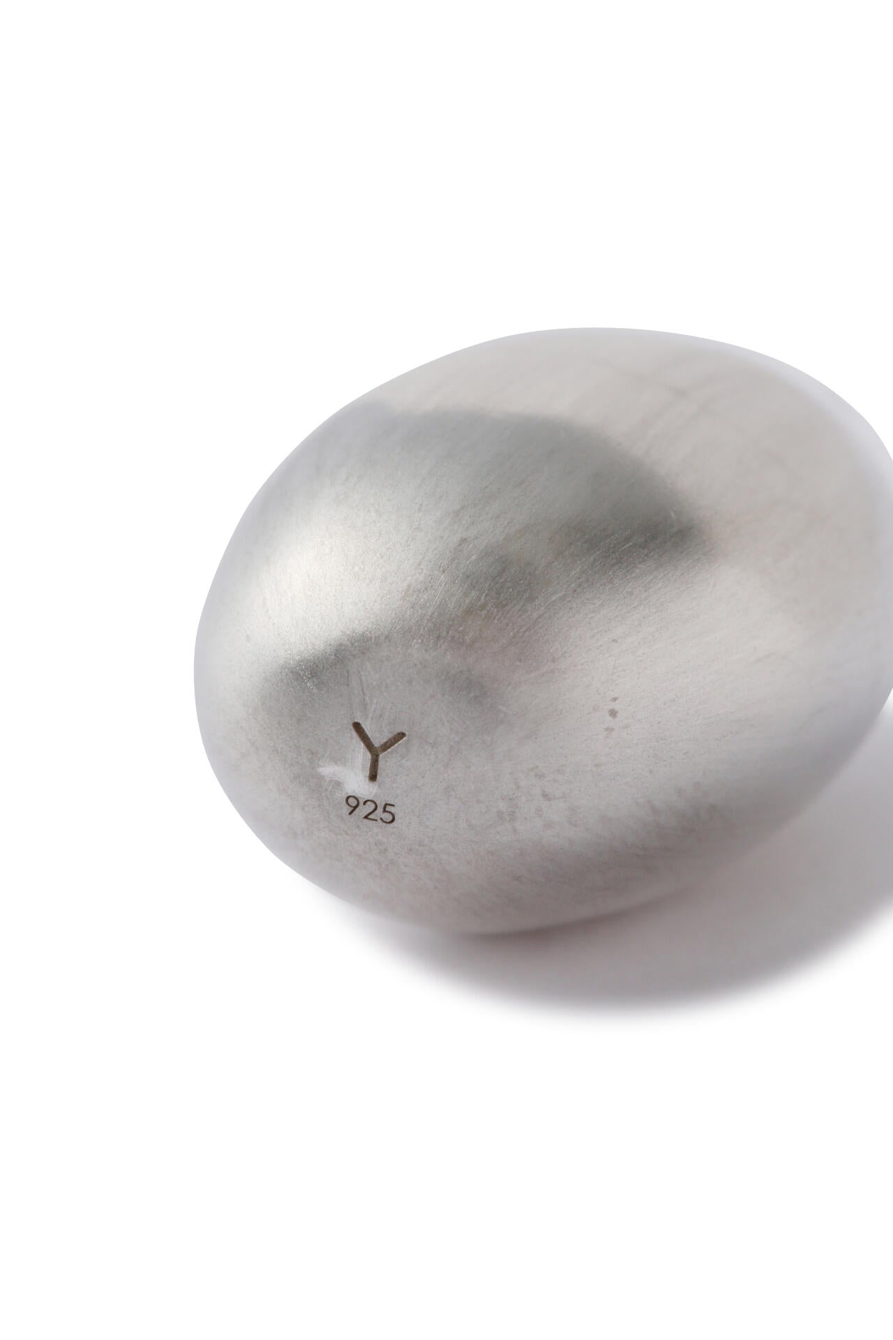 YLÈVE / SILVER STONE PENDANT TOP | YLÈVE（イレーヴ） ｜【公式