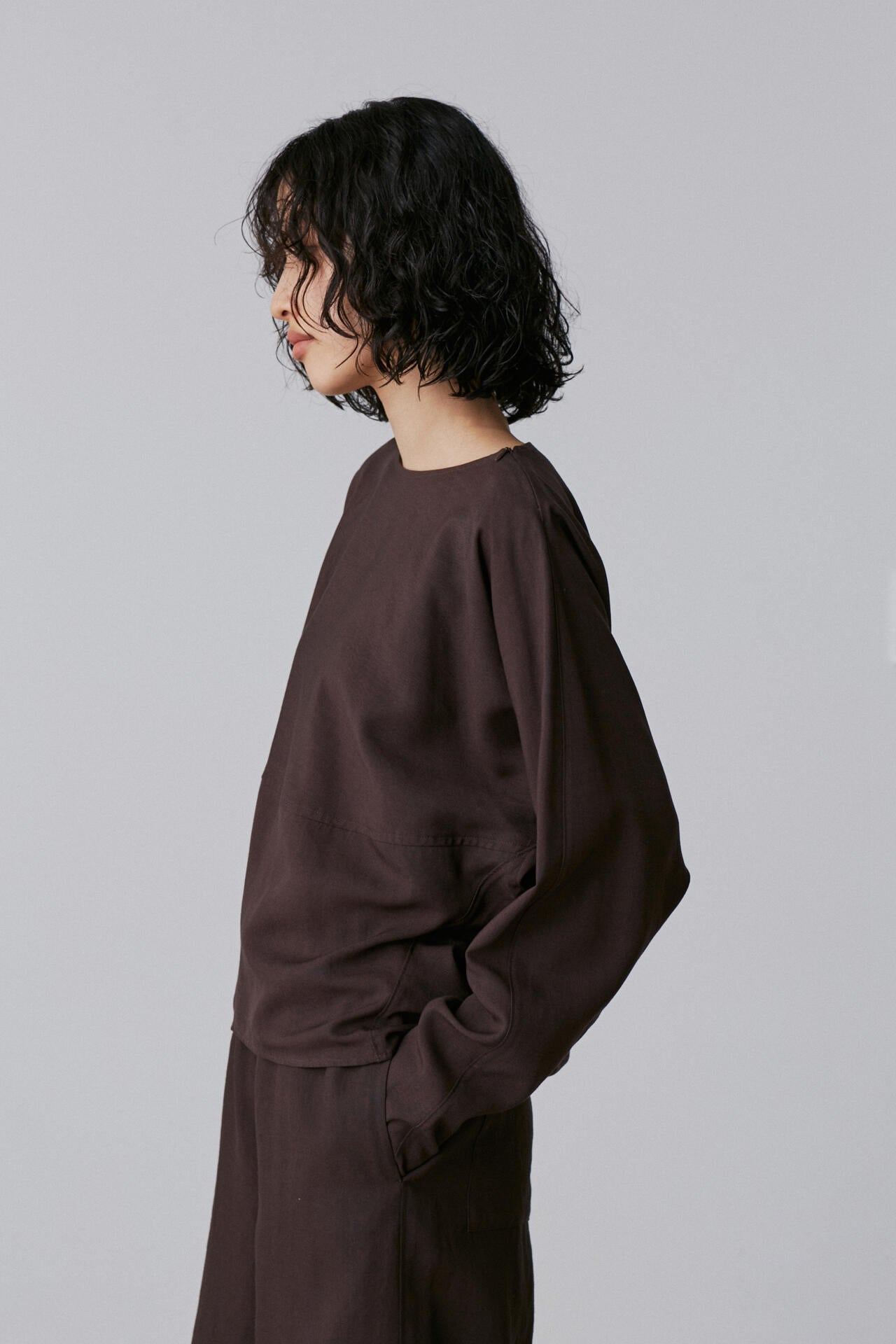 YLÈVE / TENCEL PULL OVER BLOUSE | YLÈVE（イレーヴ） ｜【公式】通販