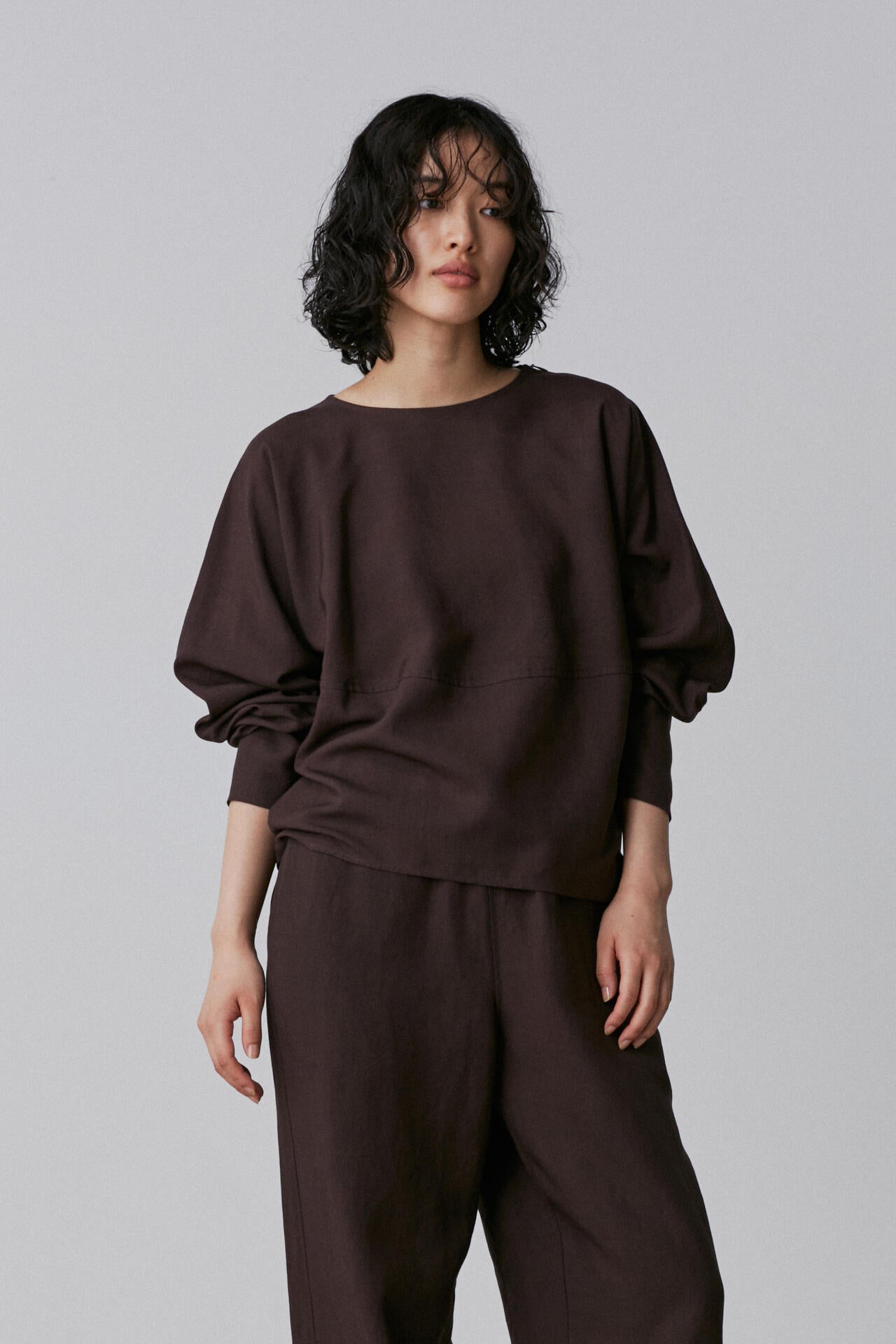 YLÈVE / TENCEL PULL OVER BLOUSE | YLÈVE（イレーヴ） ｜【公式】通販