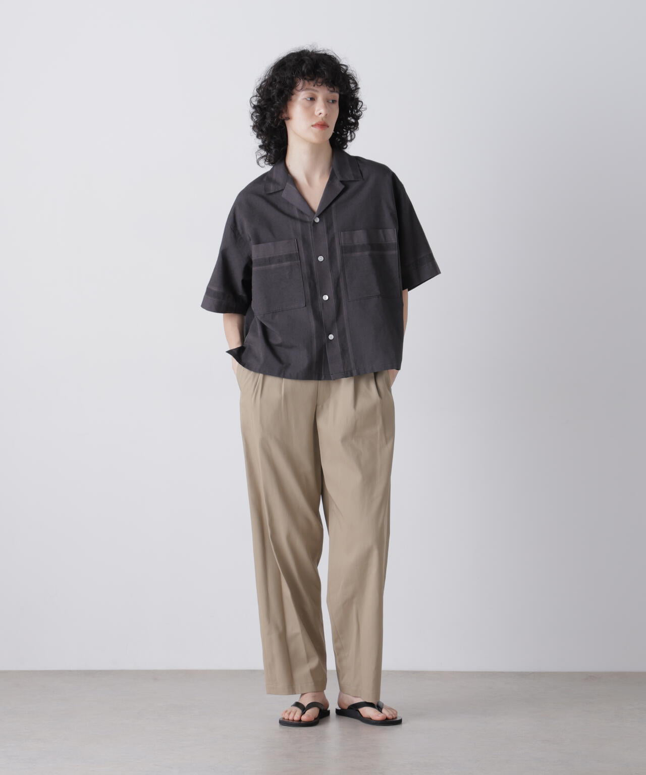 YLEVE / DOBBY STRIPE CHAMBRAY SHIRT | YLÈVE（イレーヴ） ｜【公式