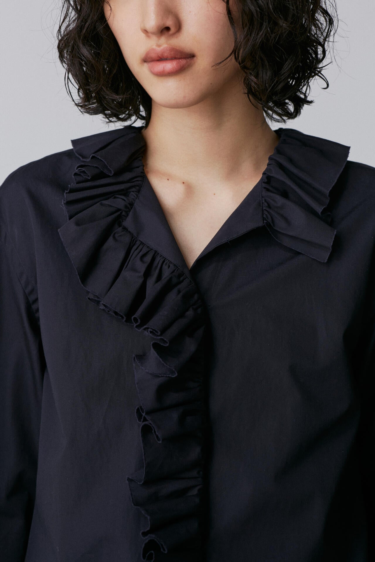 YLÈVE / BOURRIENNE COTTON TYPEWRITER RUFFLE BLOUSE | YLÈVE 