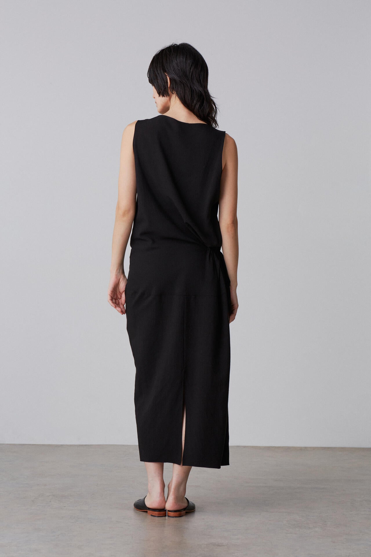 YLÈVE / TENCEL GATHER ONE PIECE | YLÈVE（イレーヴ） ｜【公式】通販