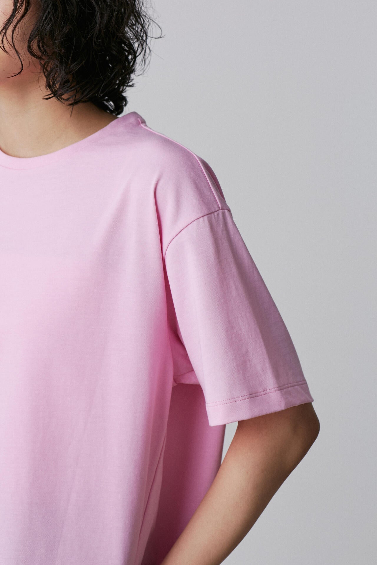 YLEVE / ORGANIC COTTON BIO T‐SHIRT | YLÈVE（イレーヴ） ｜【公式