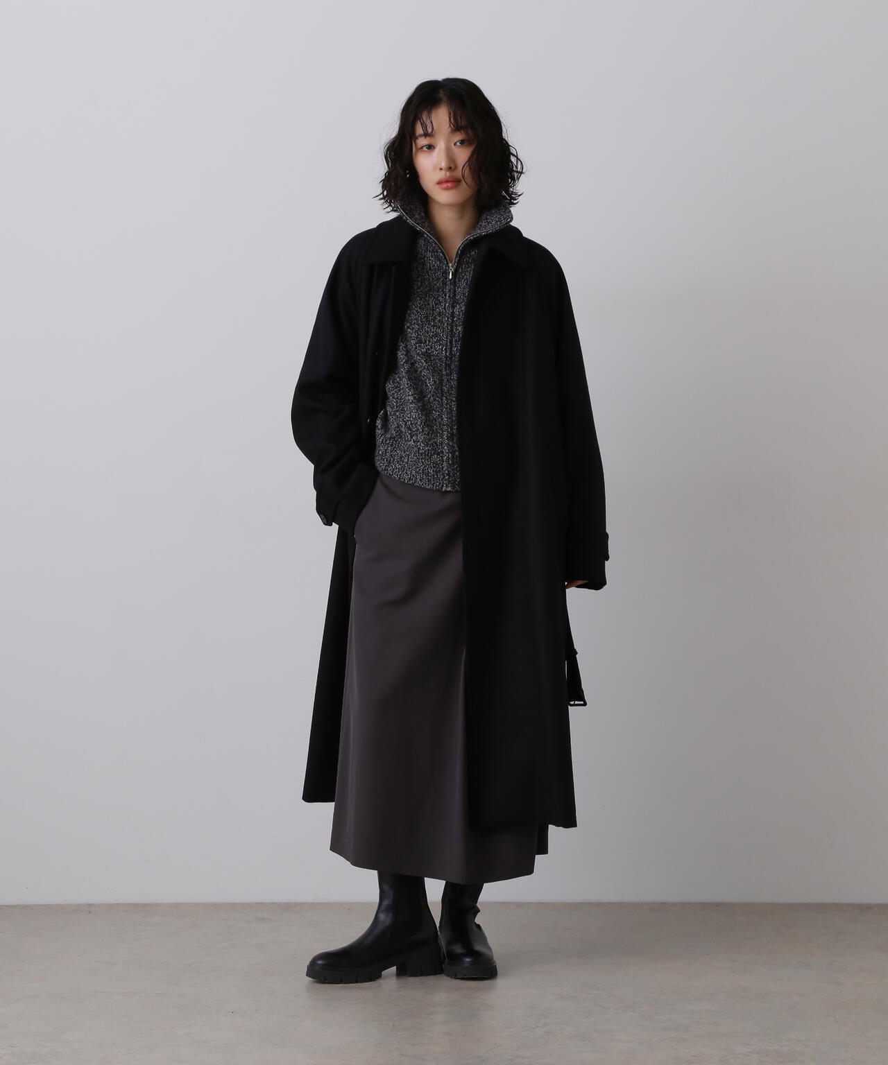 YLEVE / MERINO WOOL TWILL WRAP SKIRT | YLÈVE（イレーヴ） ｜【公式