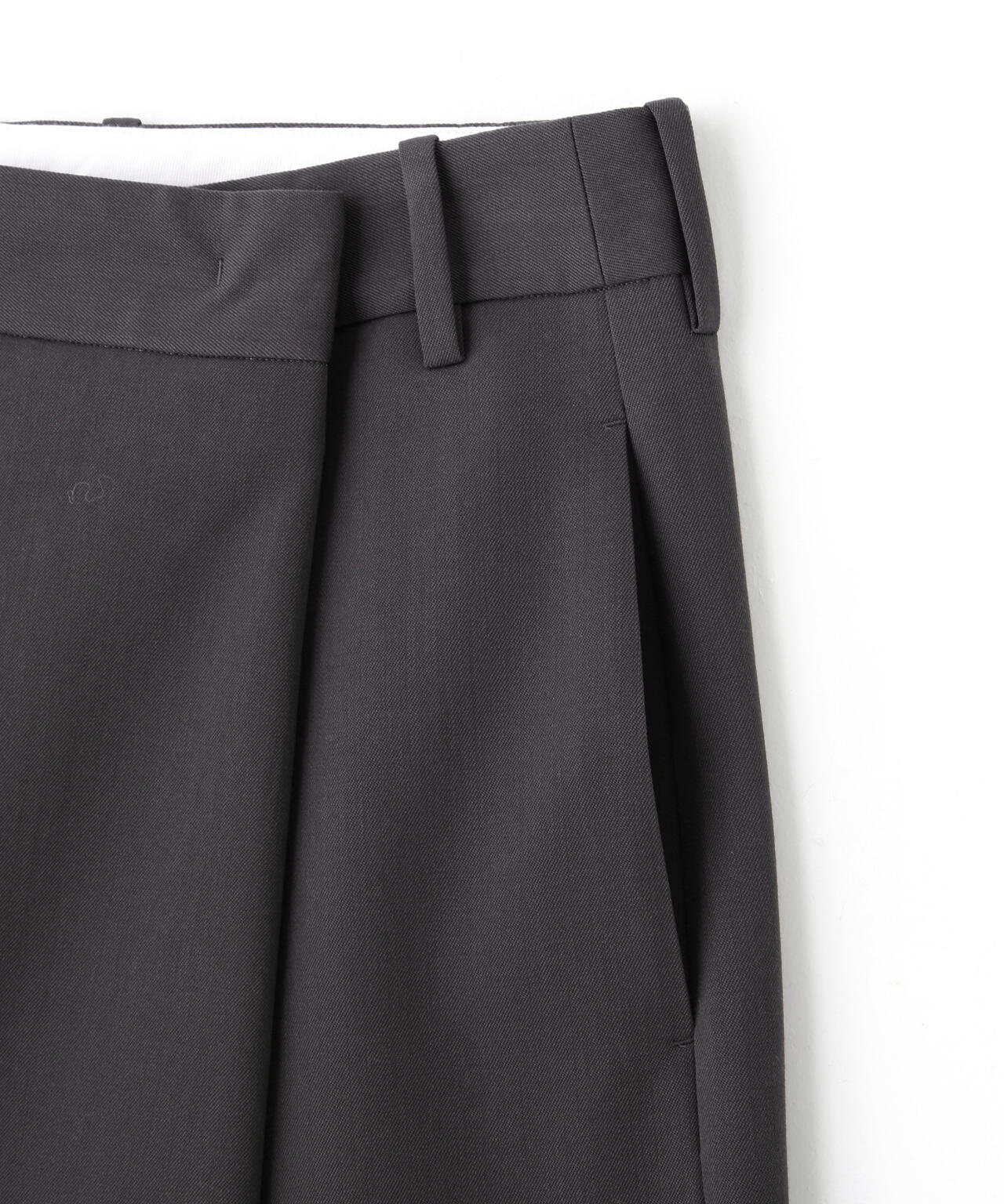 YLEVE / MERINO WOOL TWILL WRAP SKIRT | YLÈVE（イレーヴ） ｜【公式