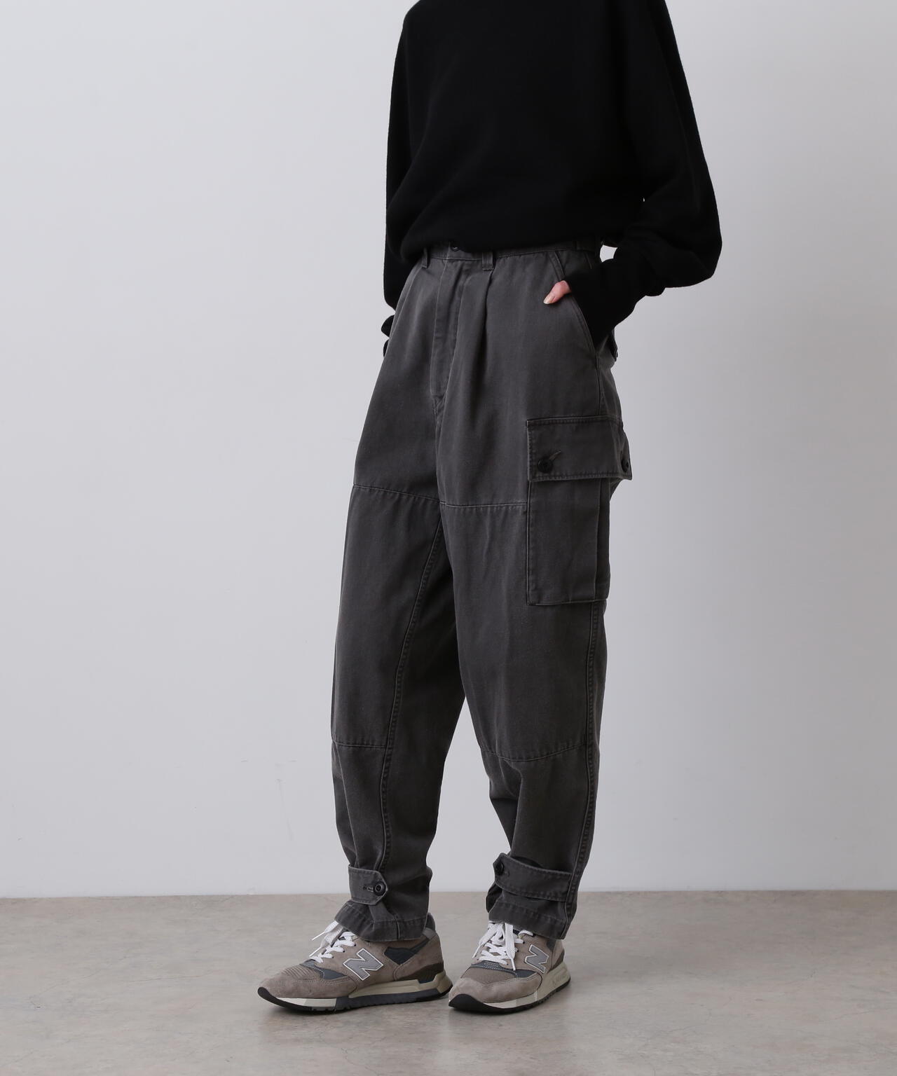 YLÈVE / COTTON TWILL PIGMENT OVERDYE TROUSERS | YLÈVE