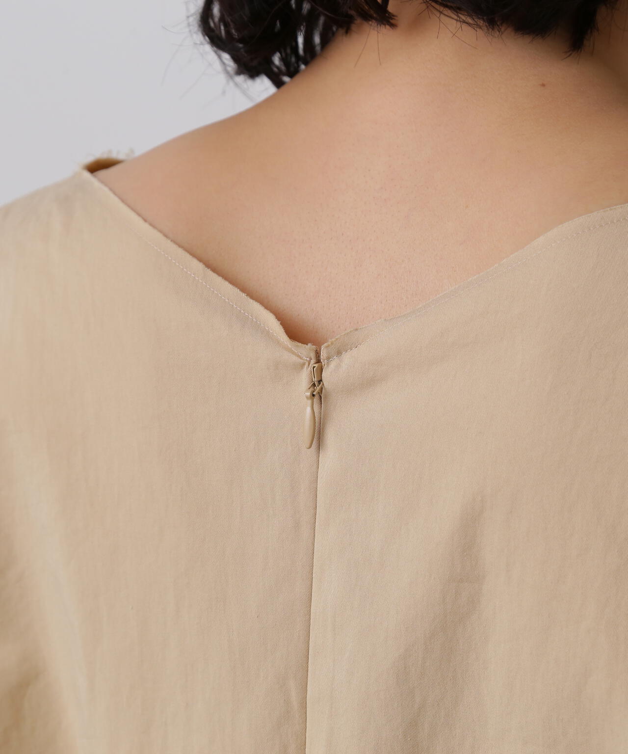 YLÈVE / OMI BLEACHED COTTON TWILL TWIST  BLOUSE