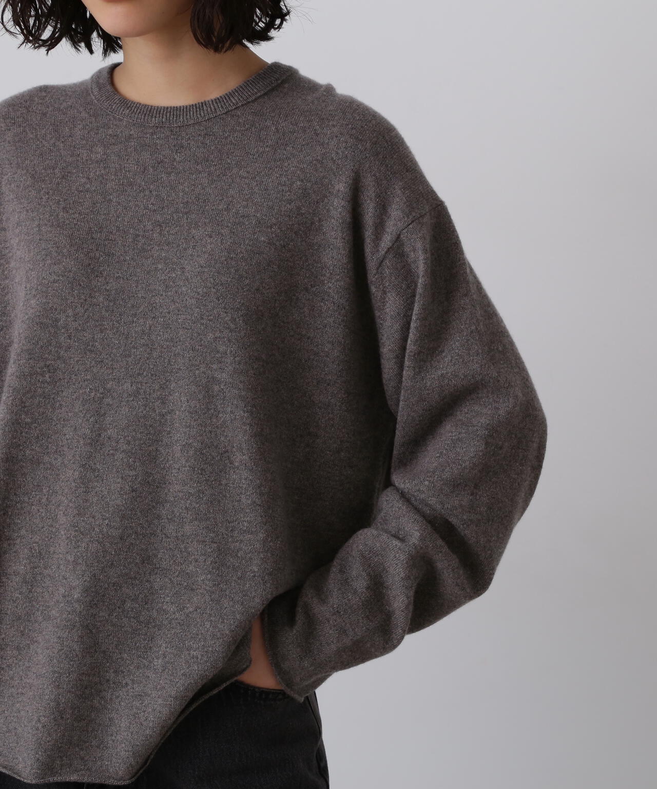 YLEVE / CASHMERE KNIT T‐SHIRT | YLÈVE（イレーヴ） ｜【公式】通販