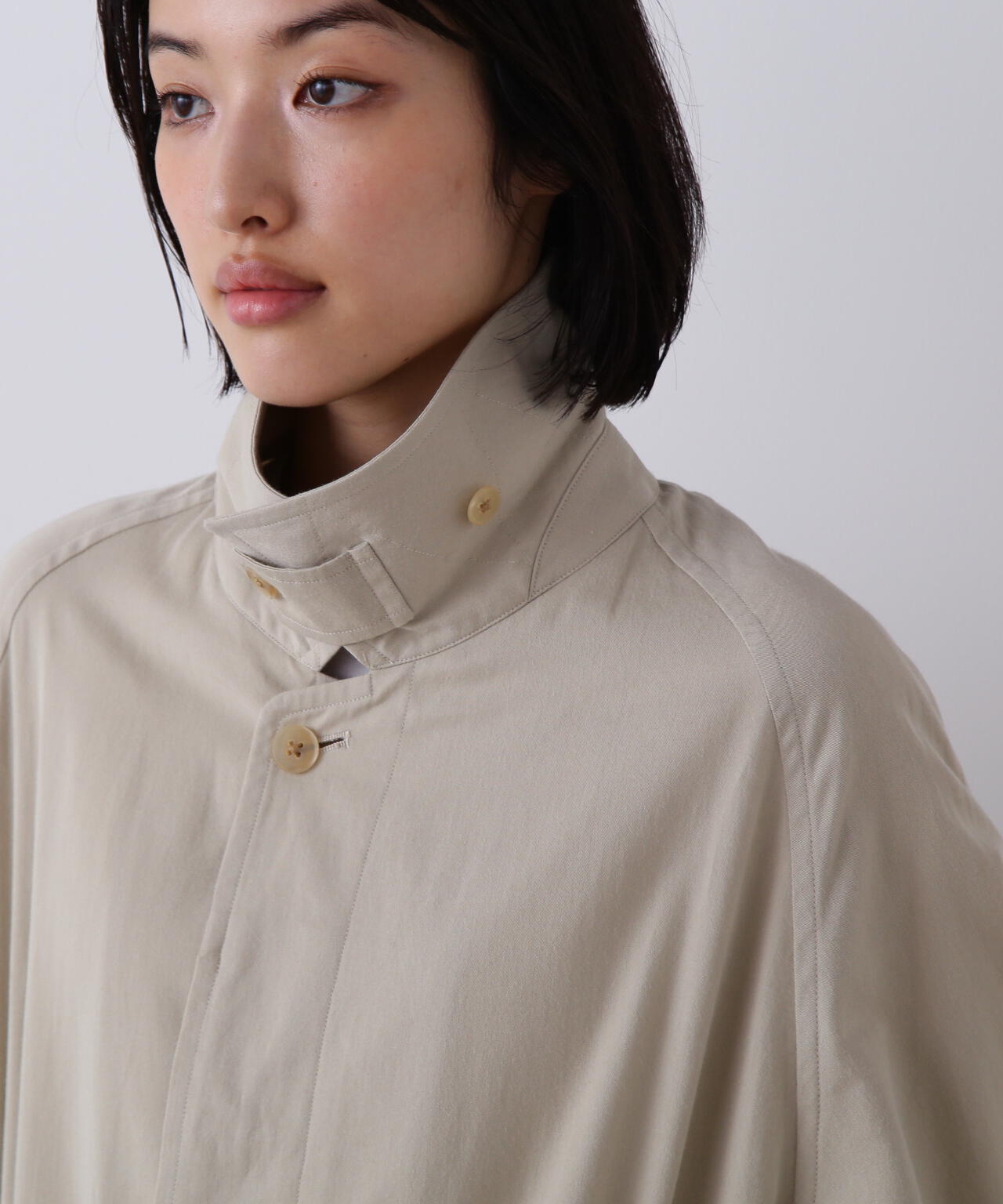YLEVE / COTTON BREND CHAMBRAY COAT | YLÈVE（イレーヴ） ｜【公式