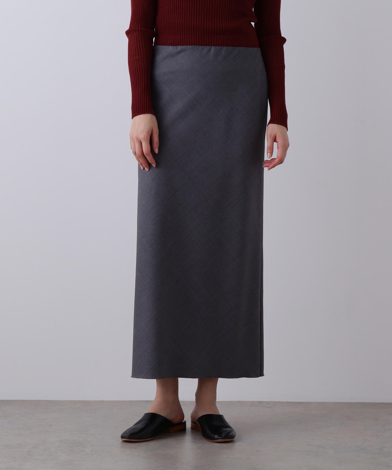 YLEVE / SUPER120'S CHAMBRAY WOOL BIAS SKIRT